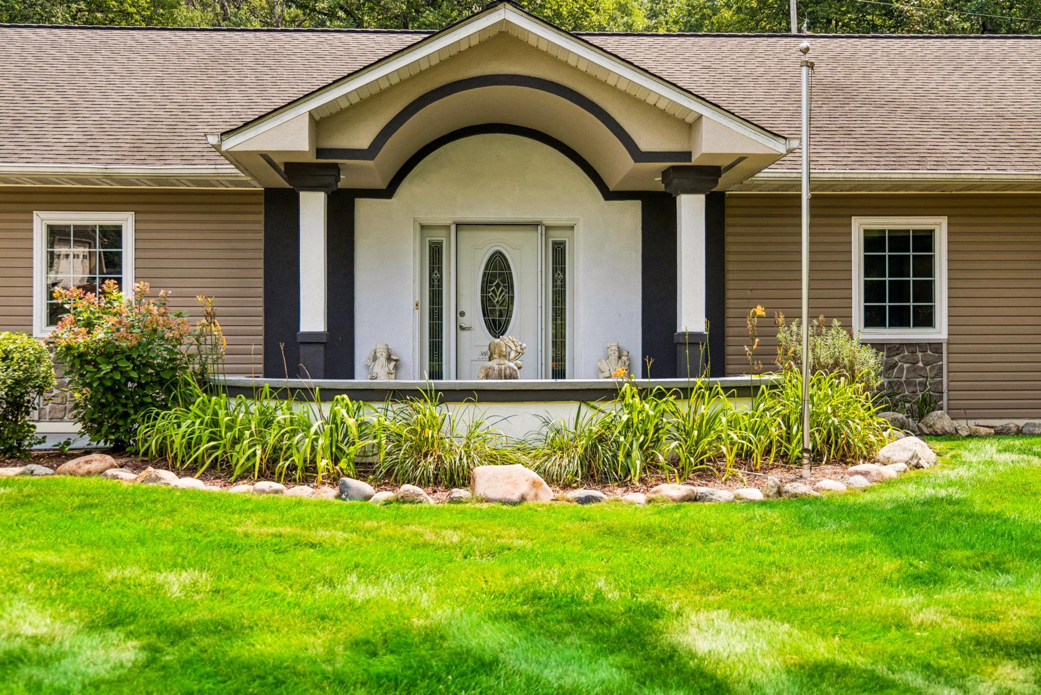 main property photo 78