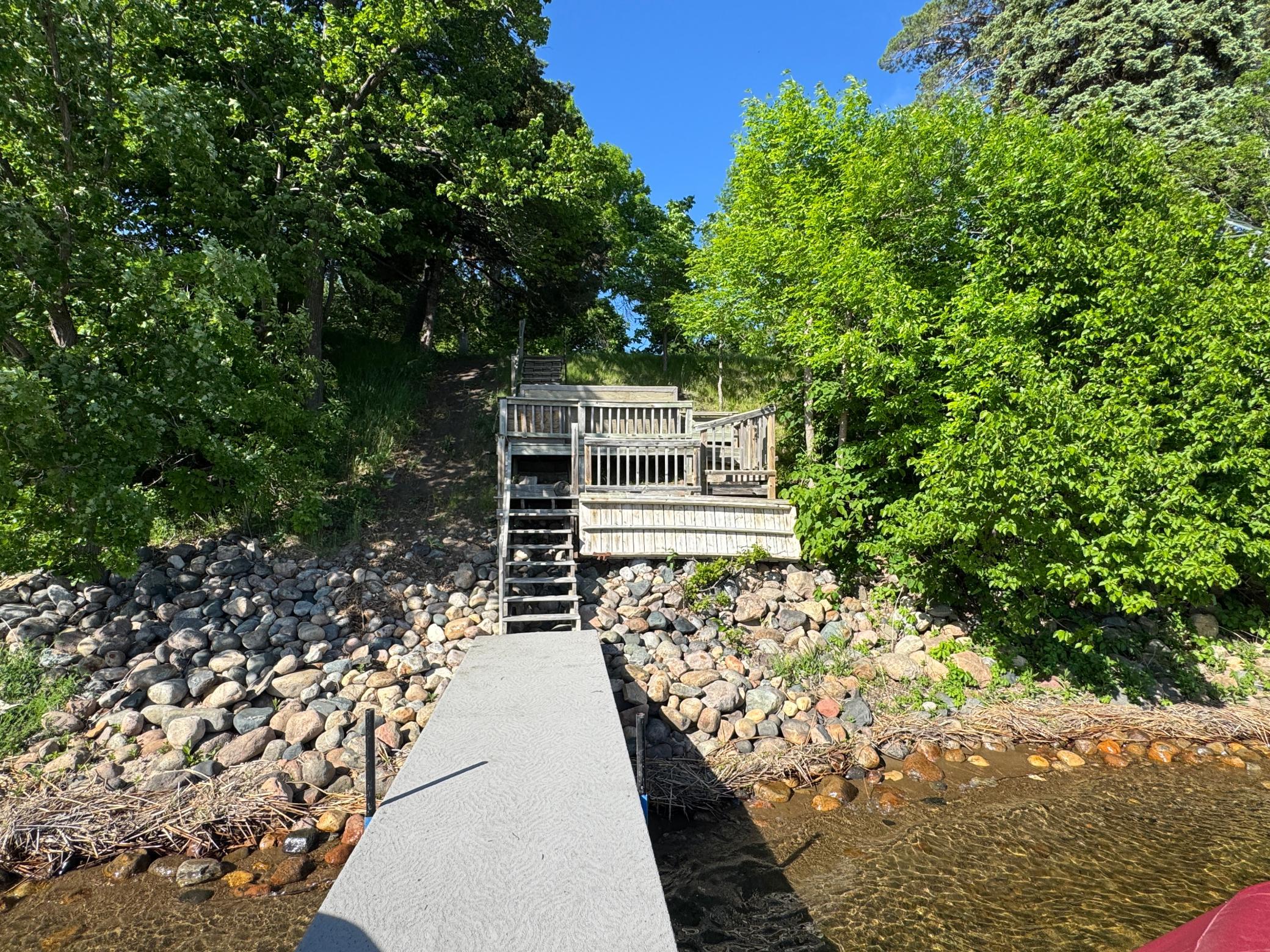 main property photo 11