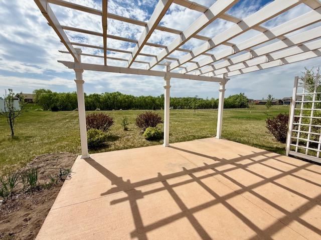 main property photo 24
