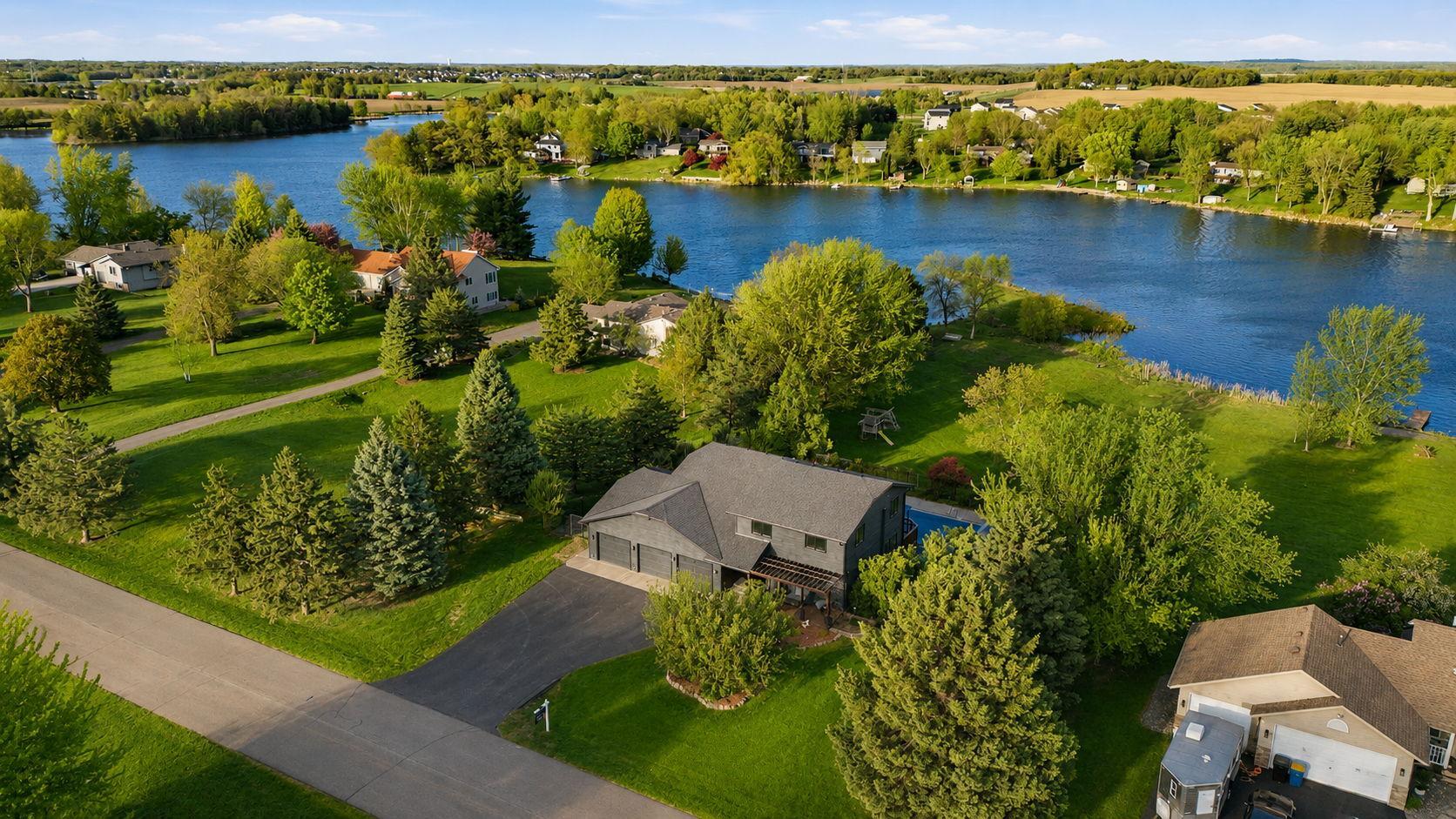 main property photo 25