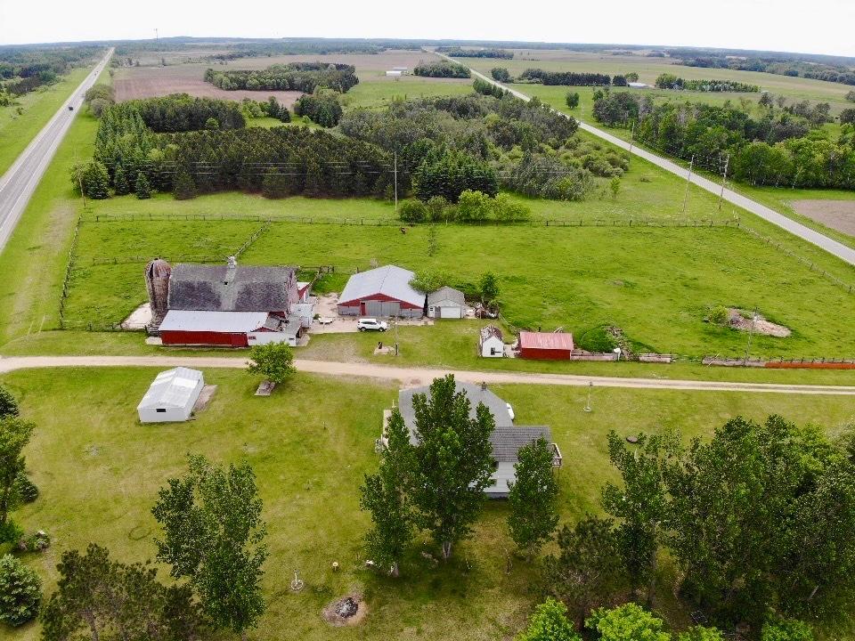 main property photo 28