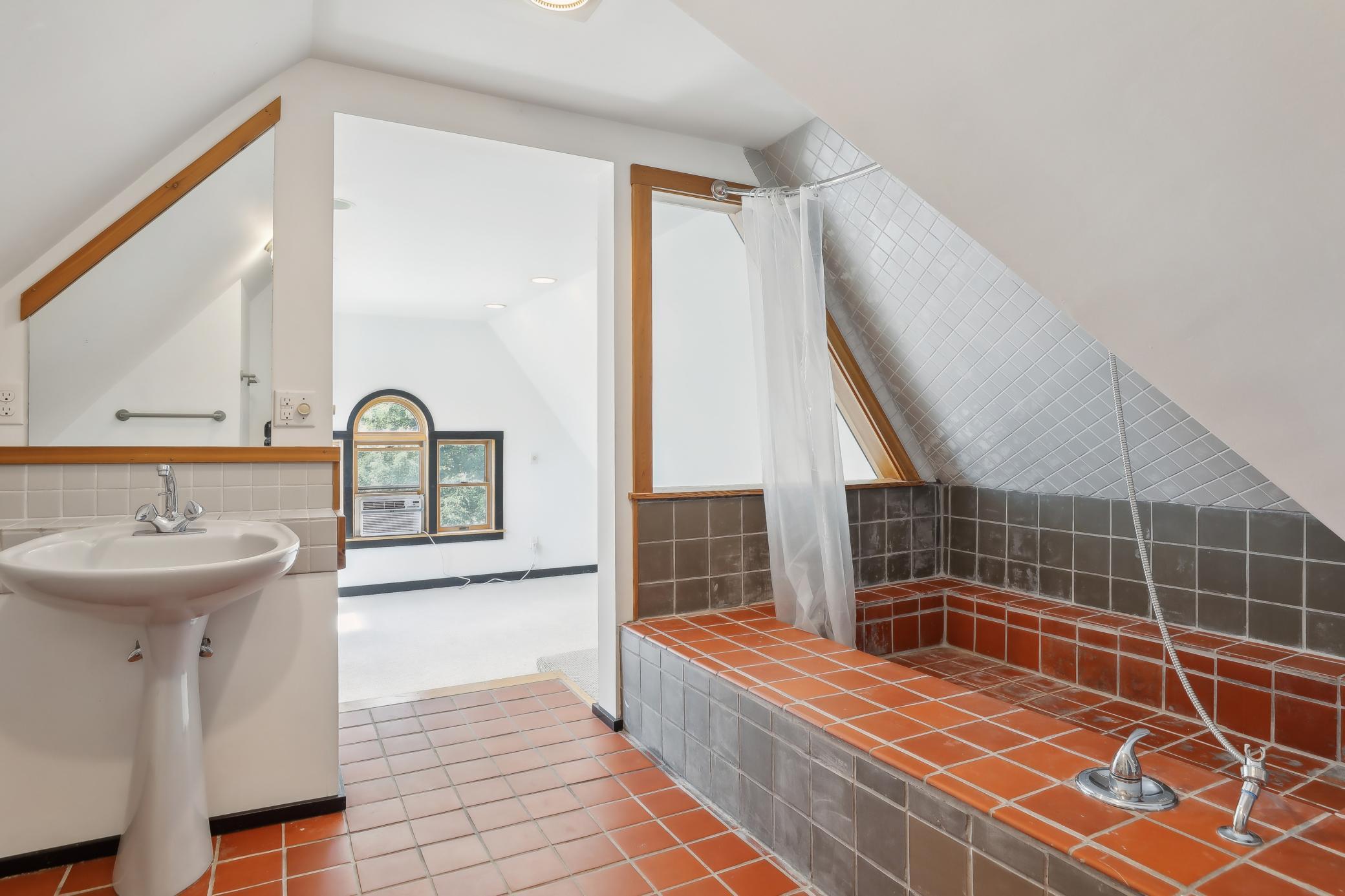 main property photo 63