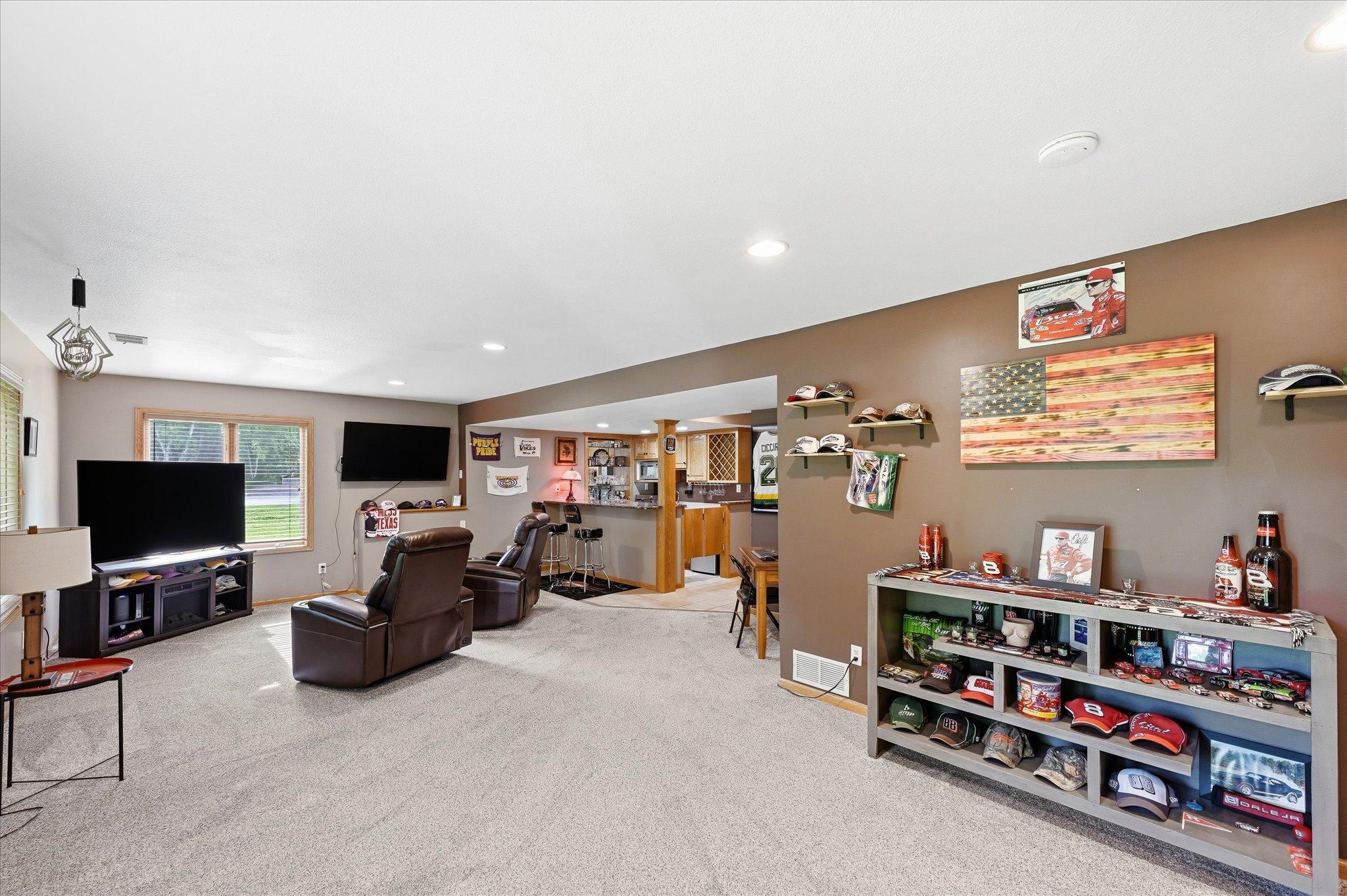 main property photo 49