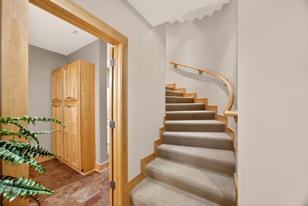 main property photo 78