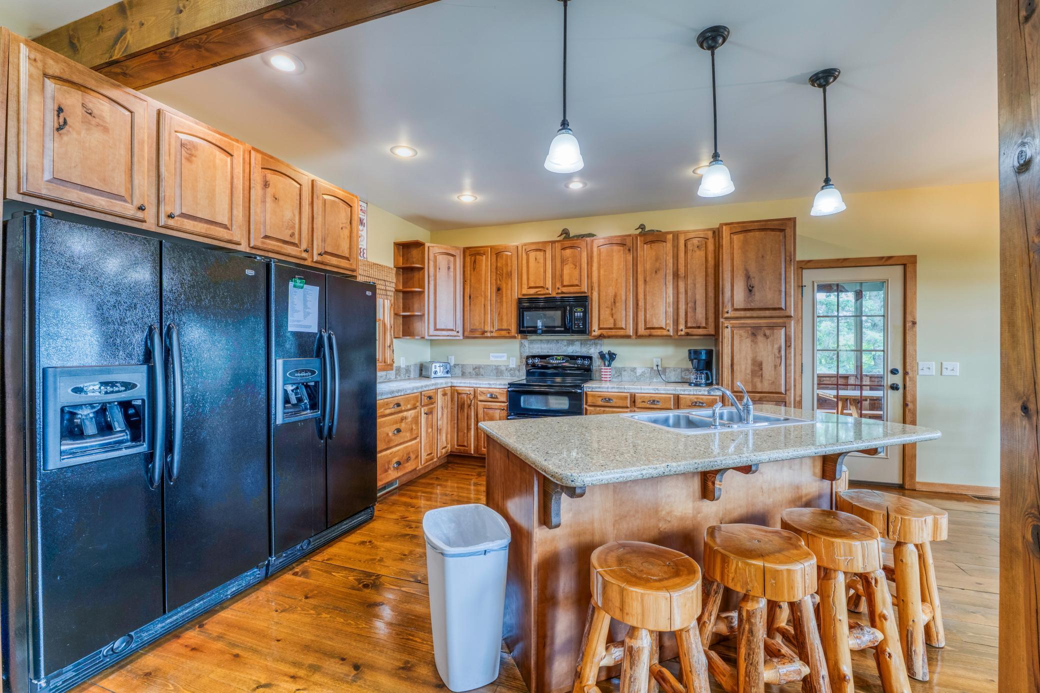 main property photo 20
