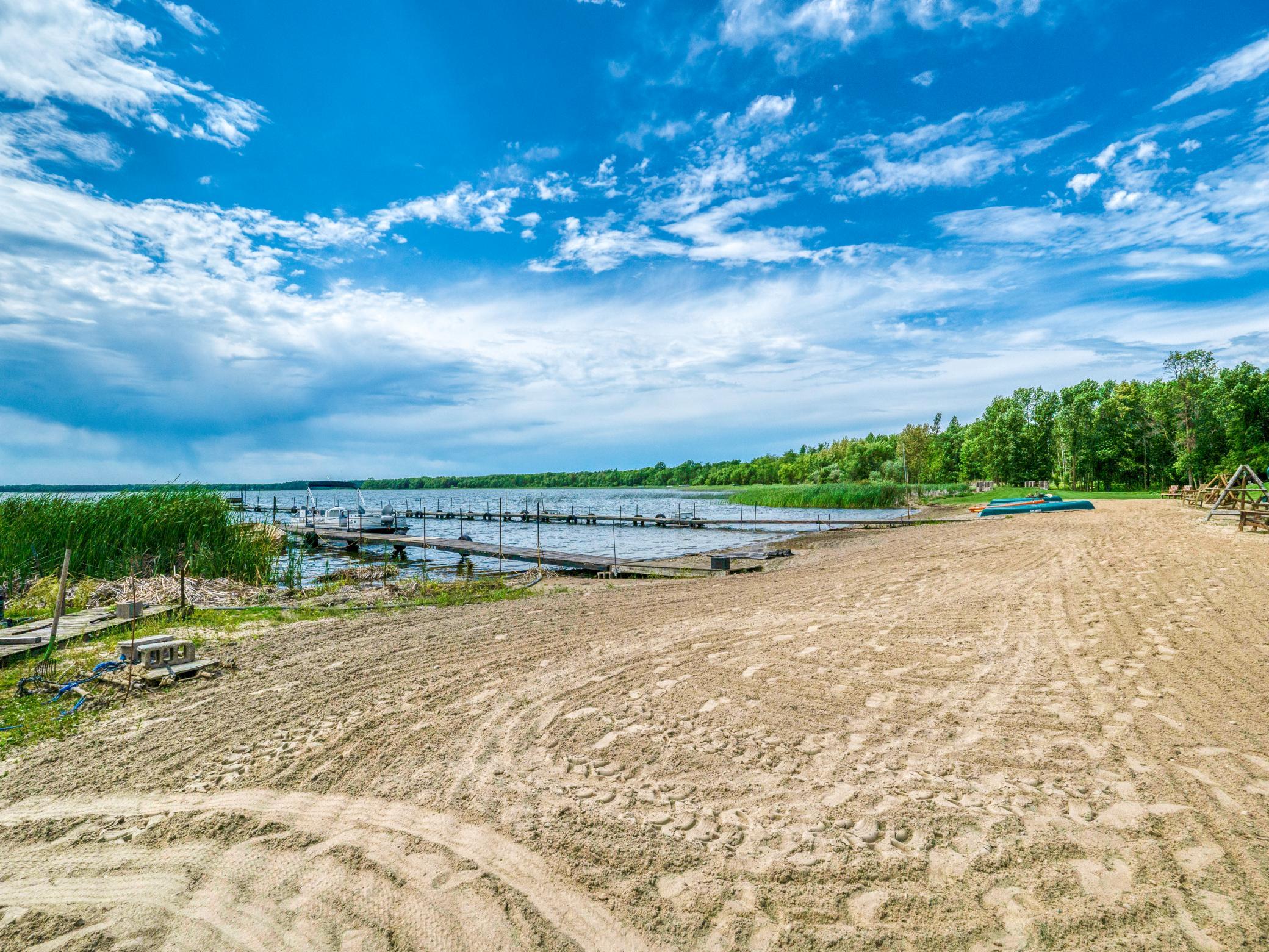main property photo 74