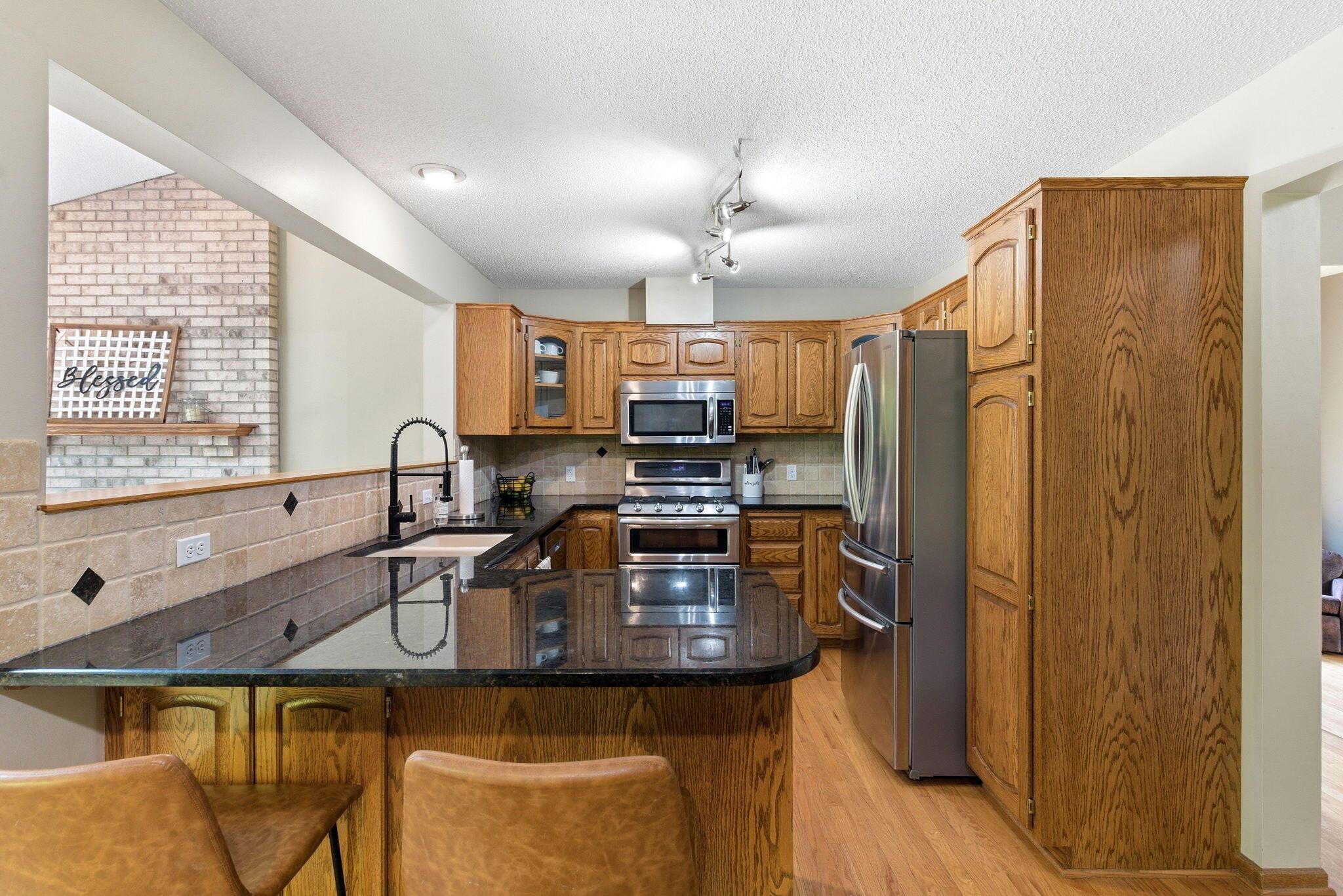 main property photo 5