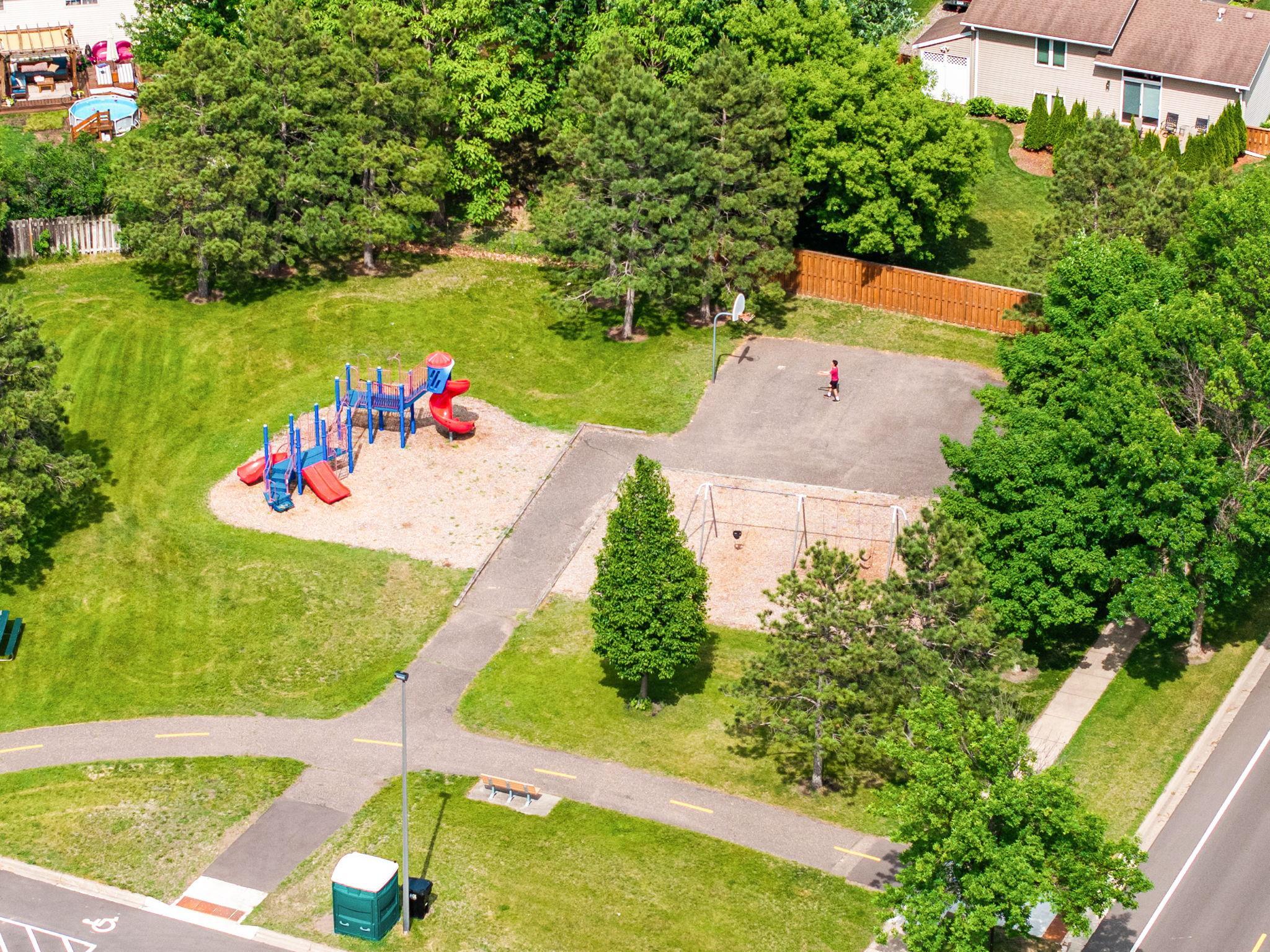 main property photo 33