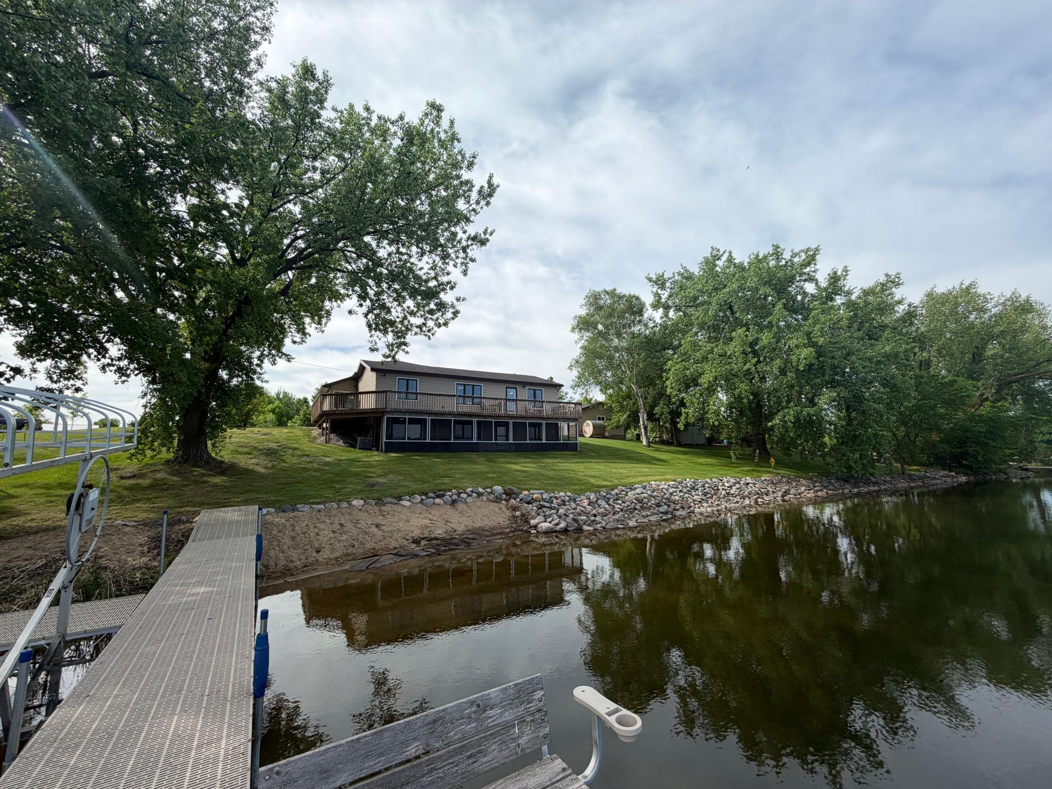 main property photo 36