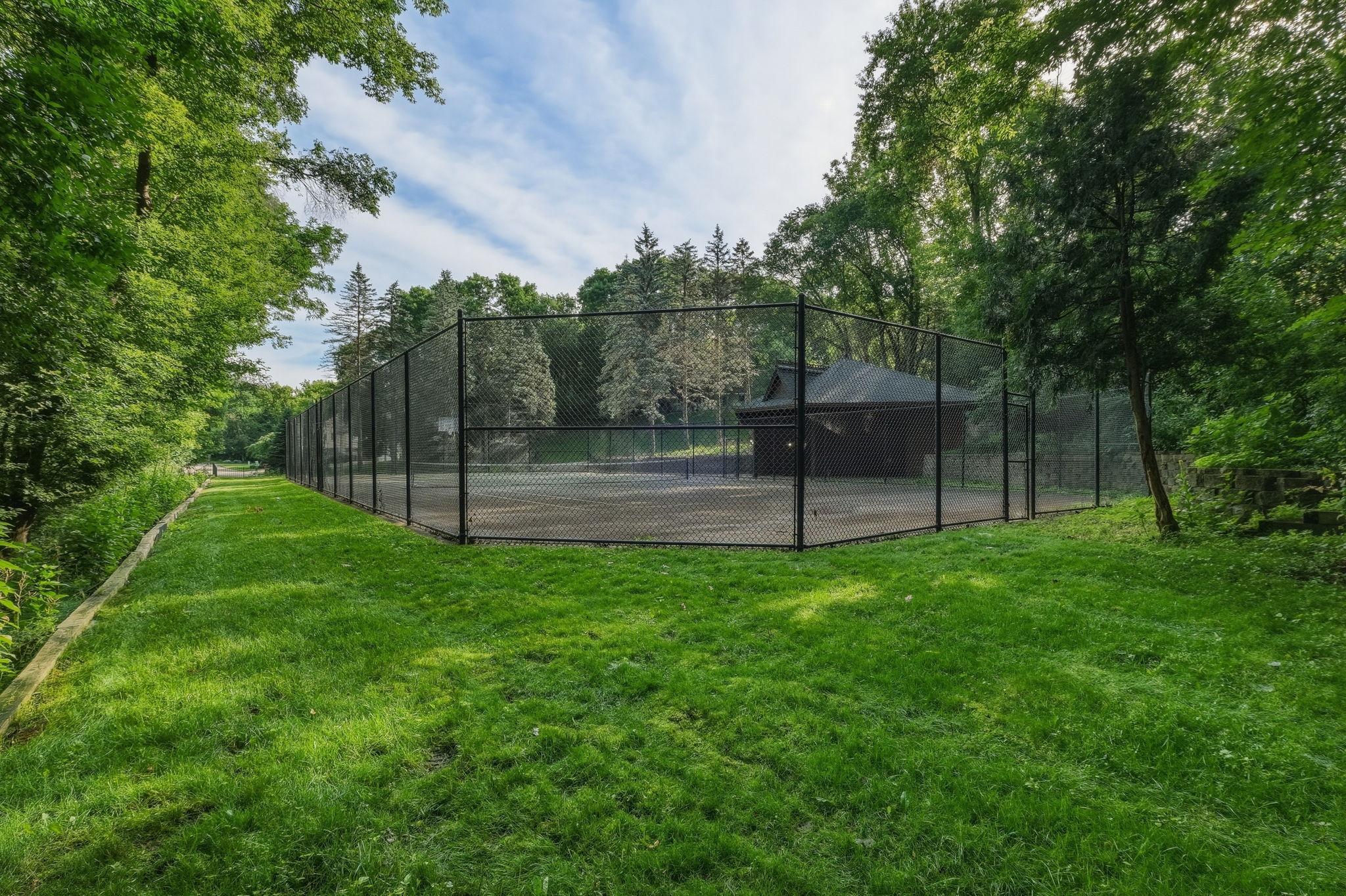 main property photo 12