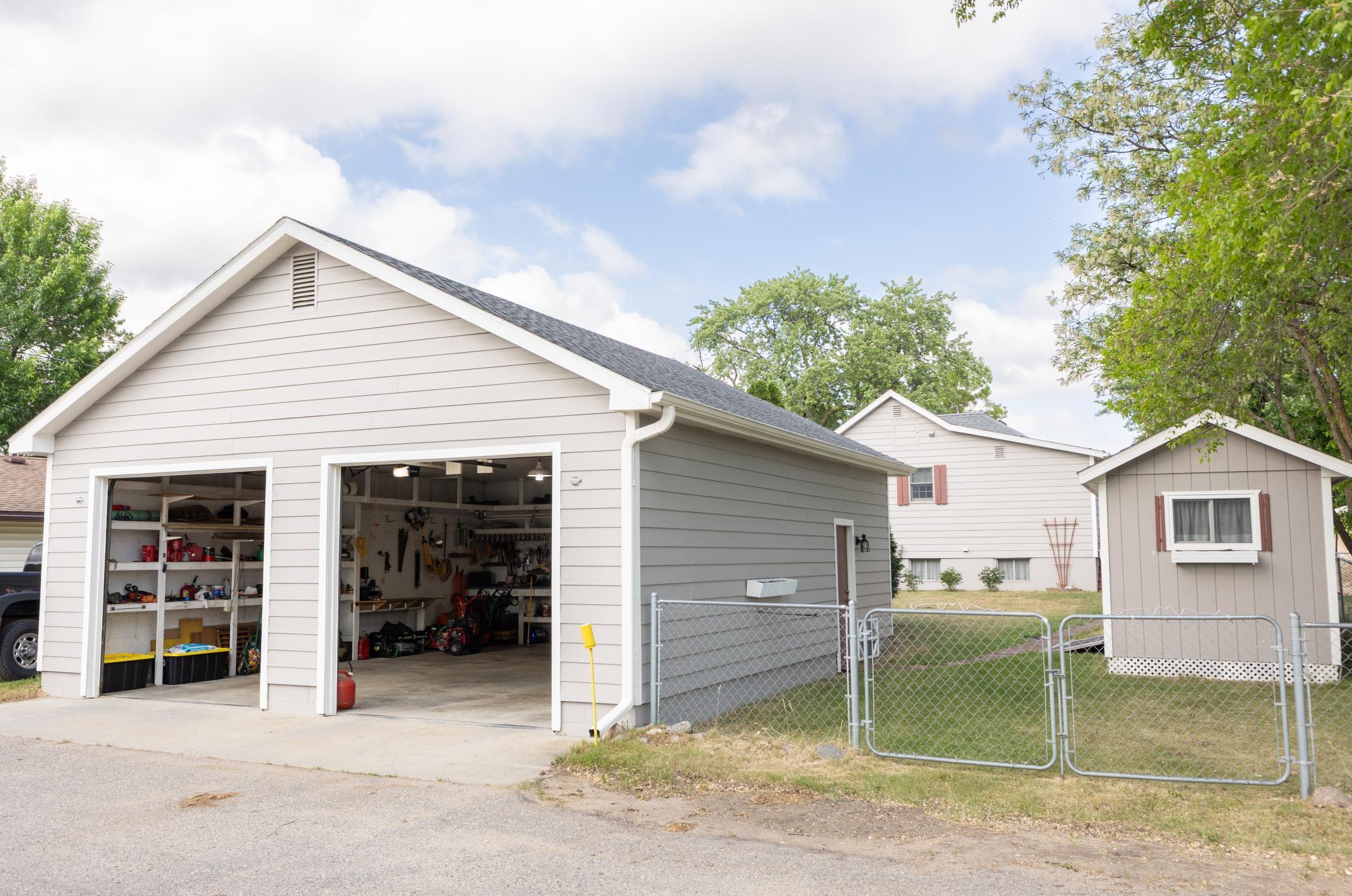 main property photo 42
