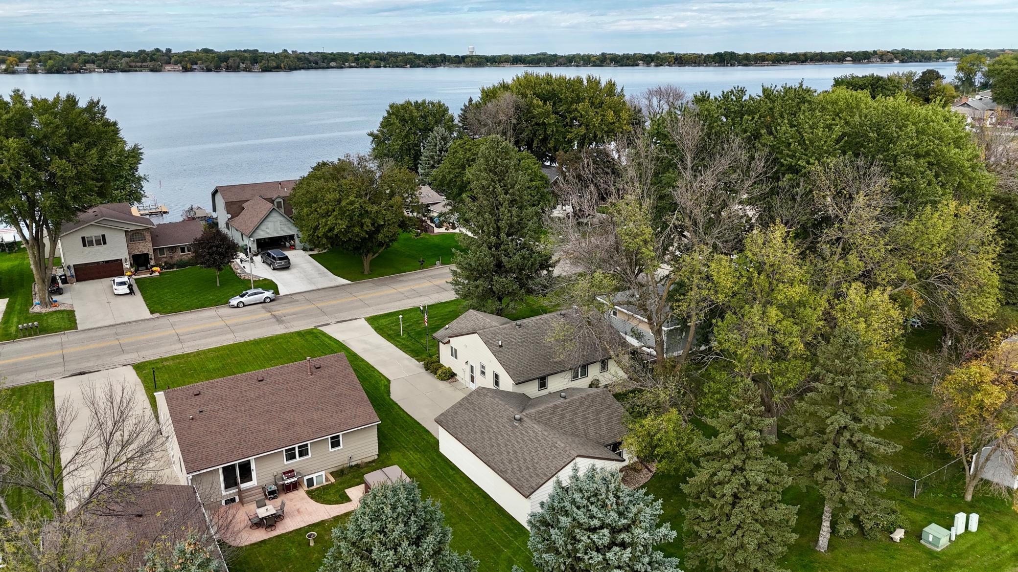 main property photo 37