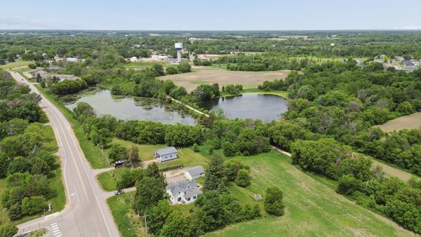main property photo 24