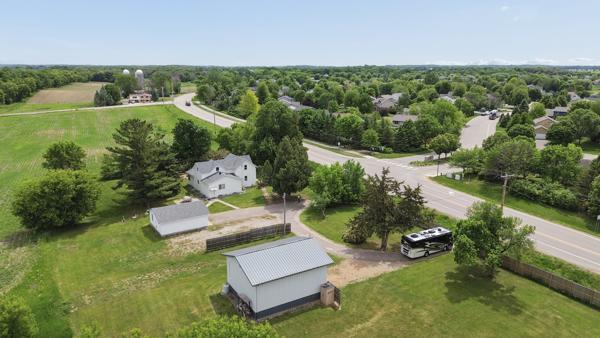 main property photo 26