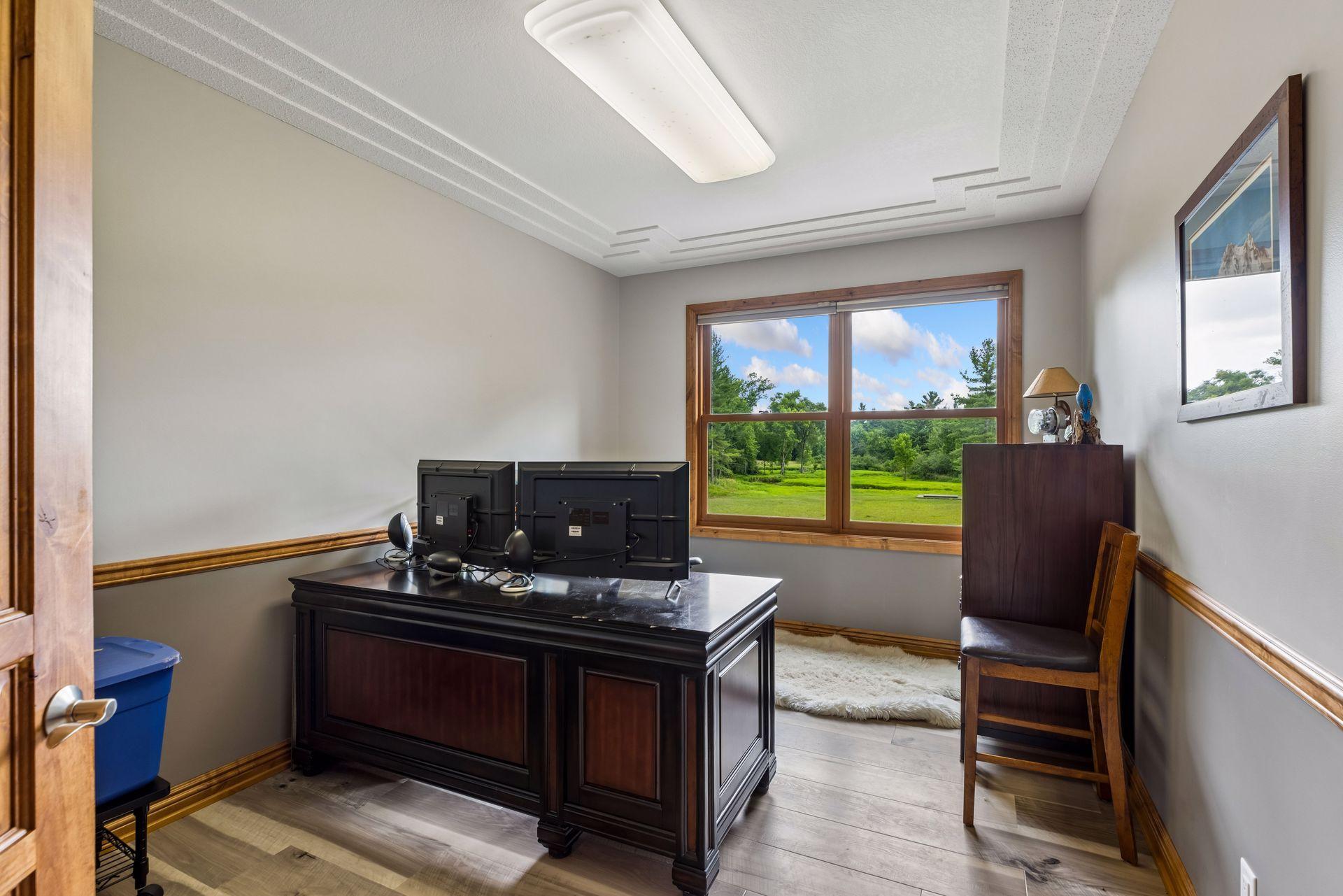 main property photo 25