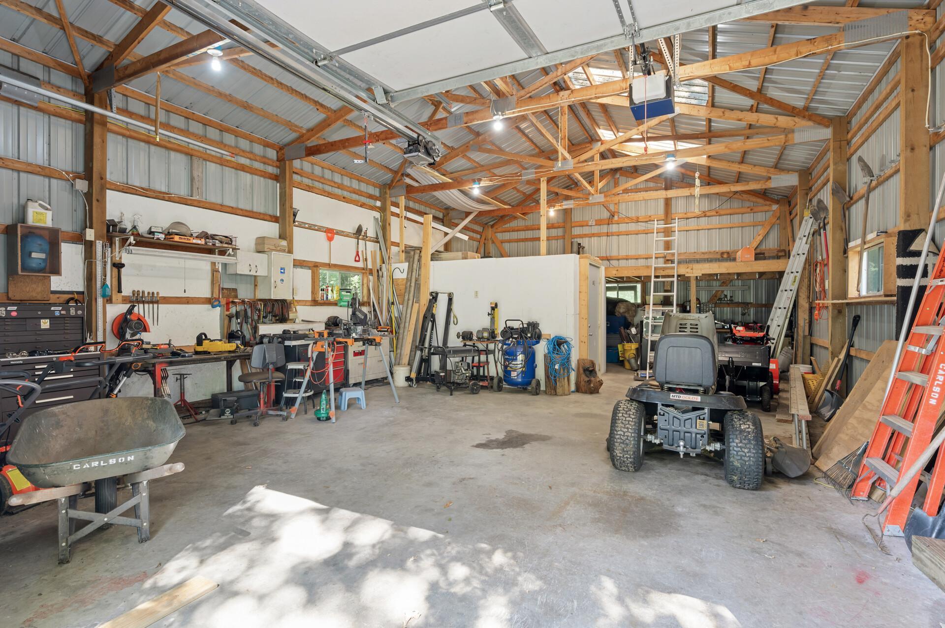 main property photo 51