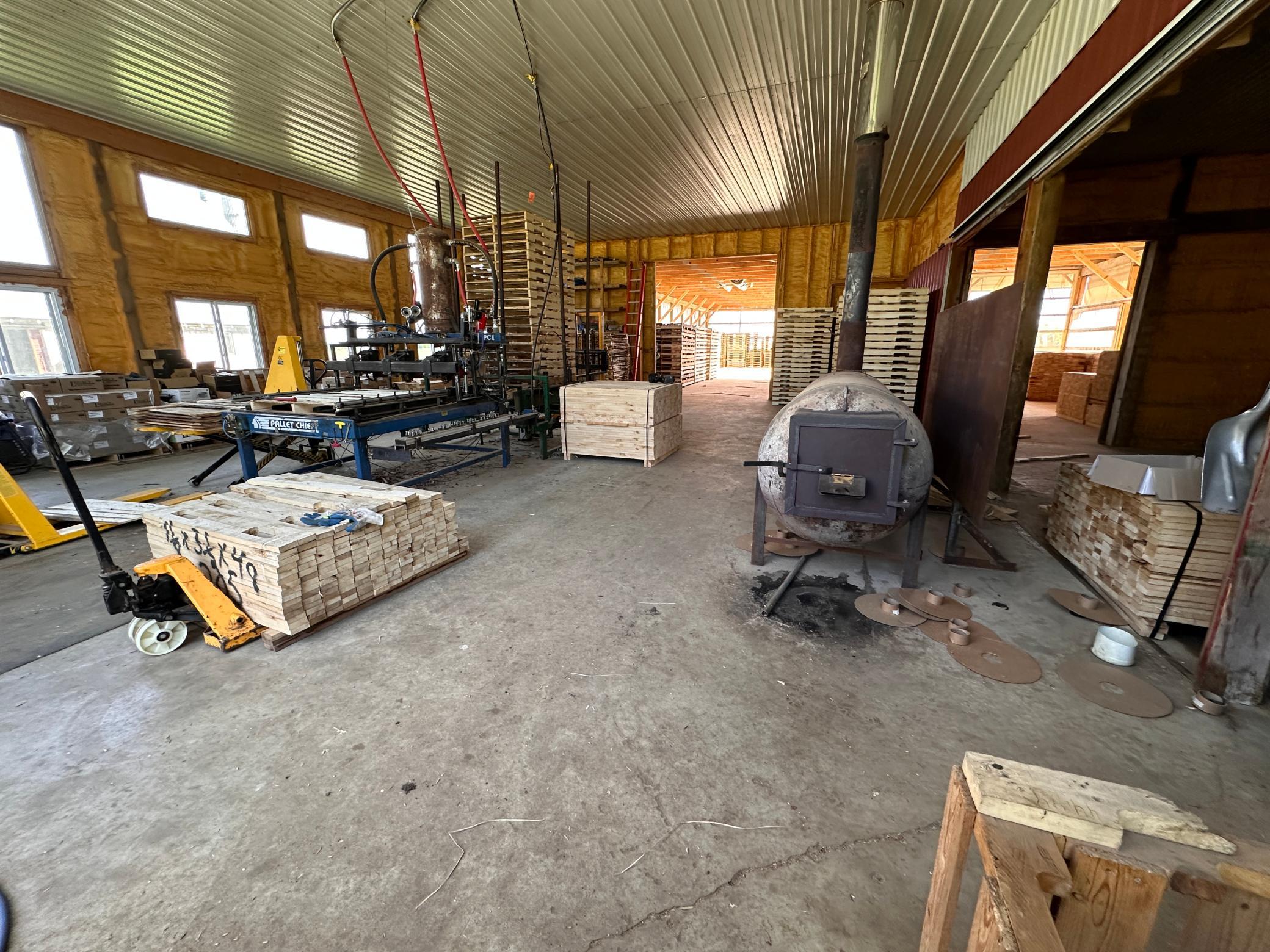 main property photo 25