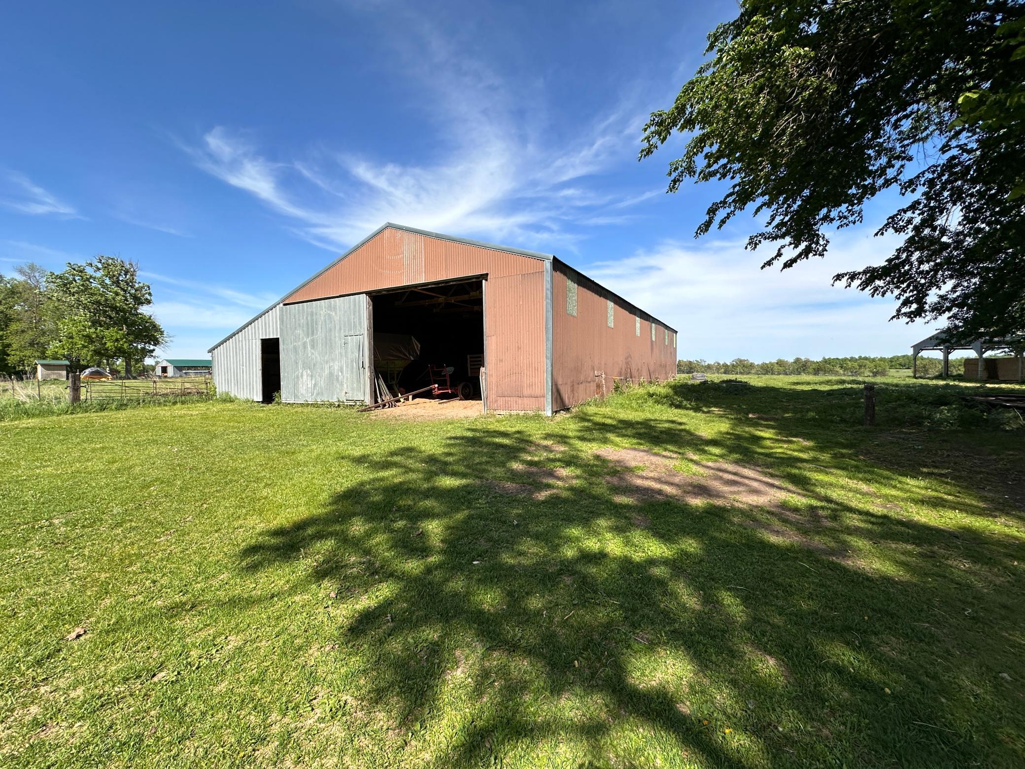 main property photo 43