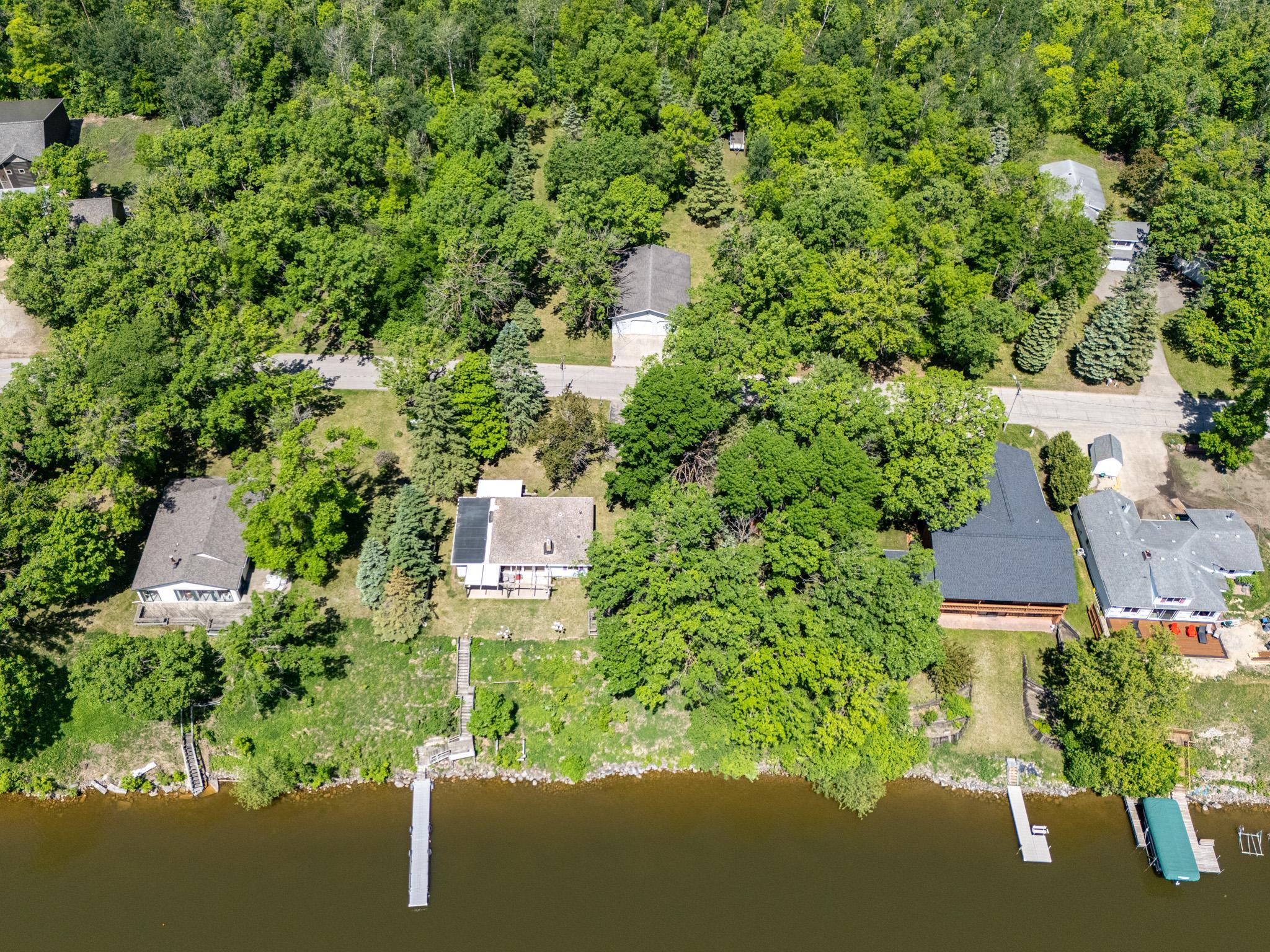 main property photo 25