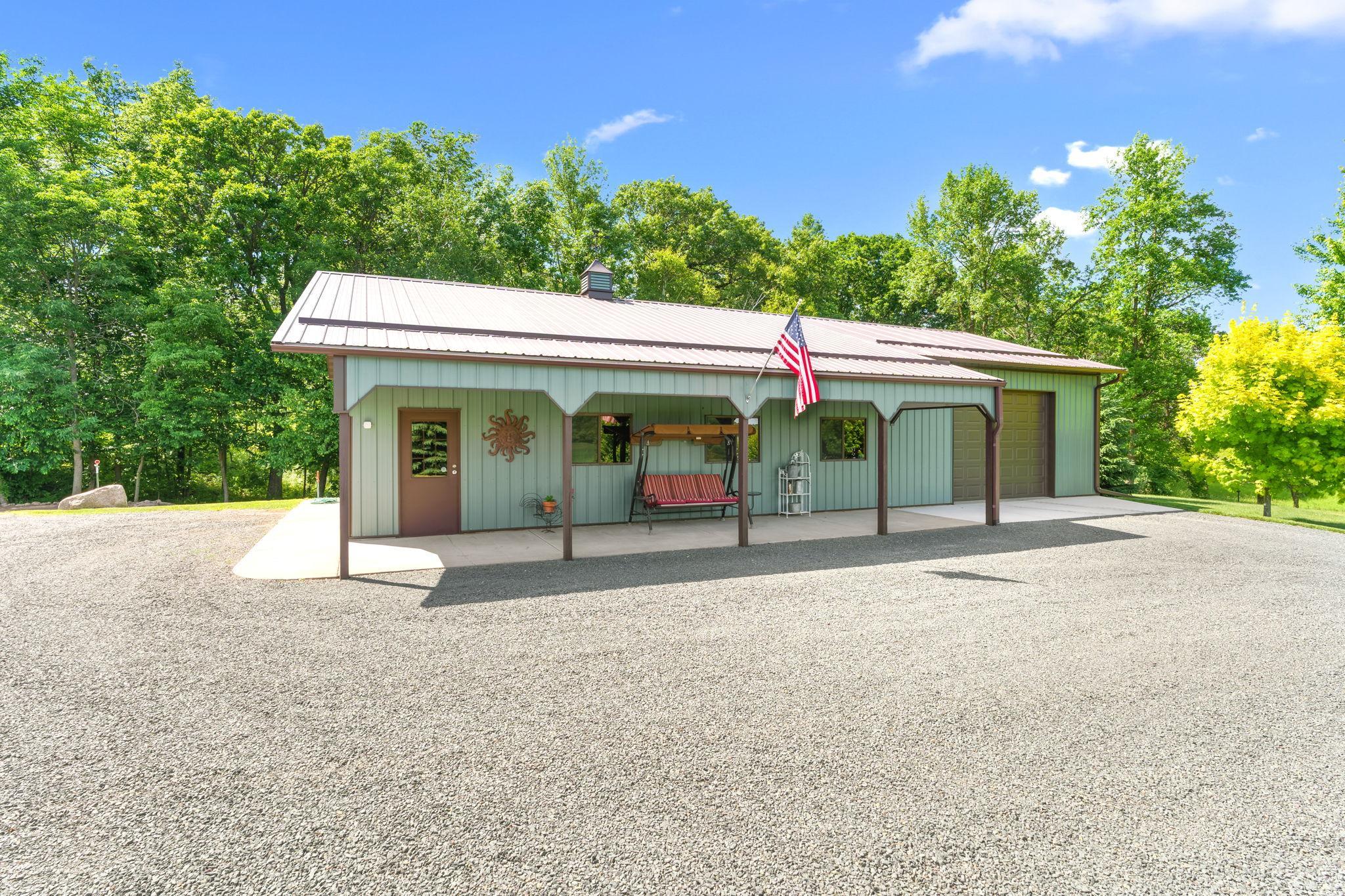 main property photo 50