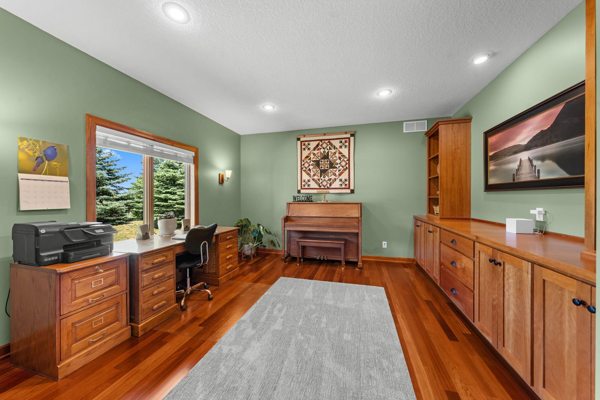 main property photo 7