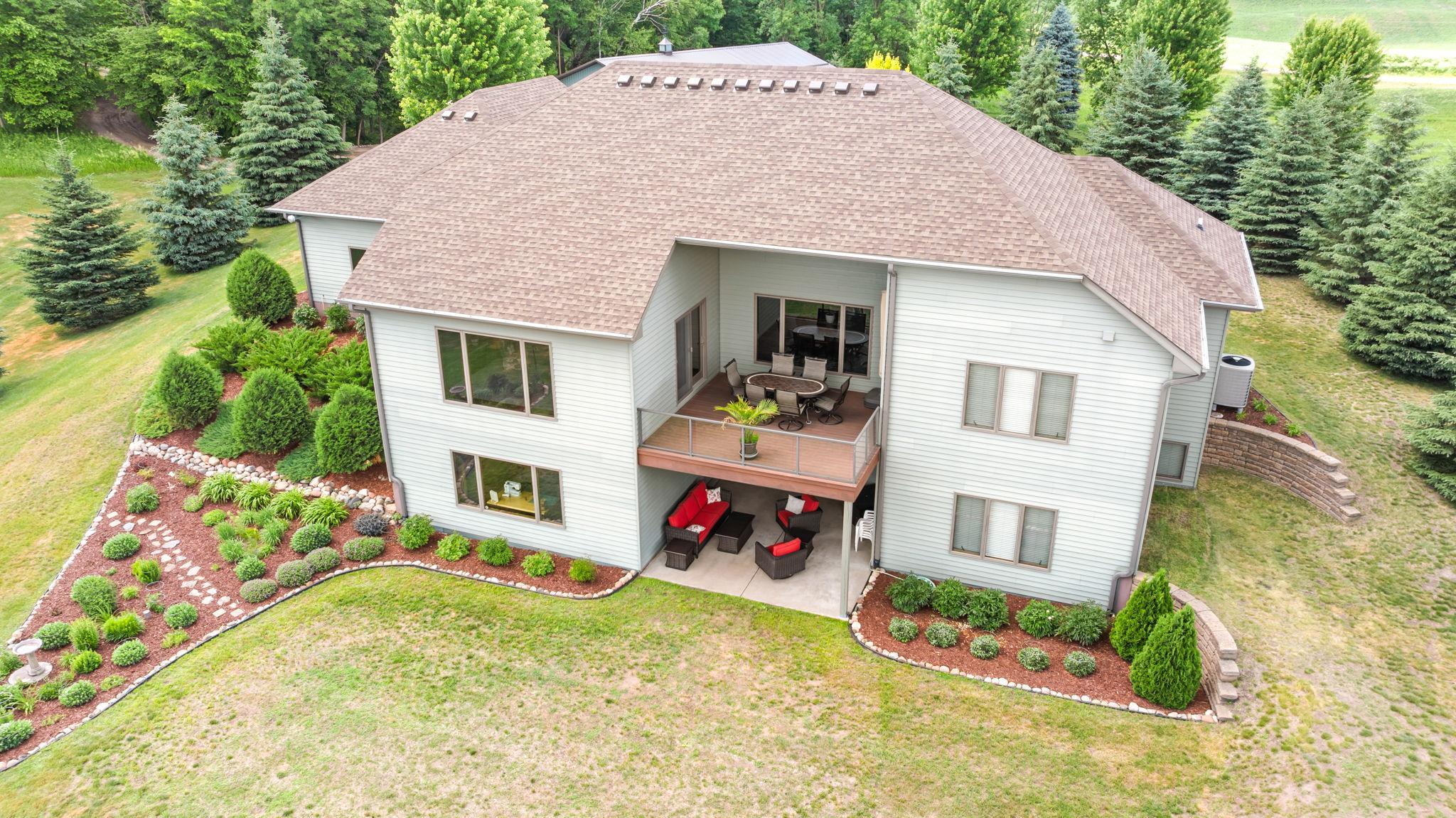 main property photo 70