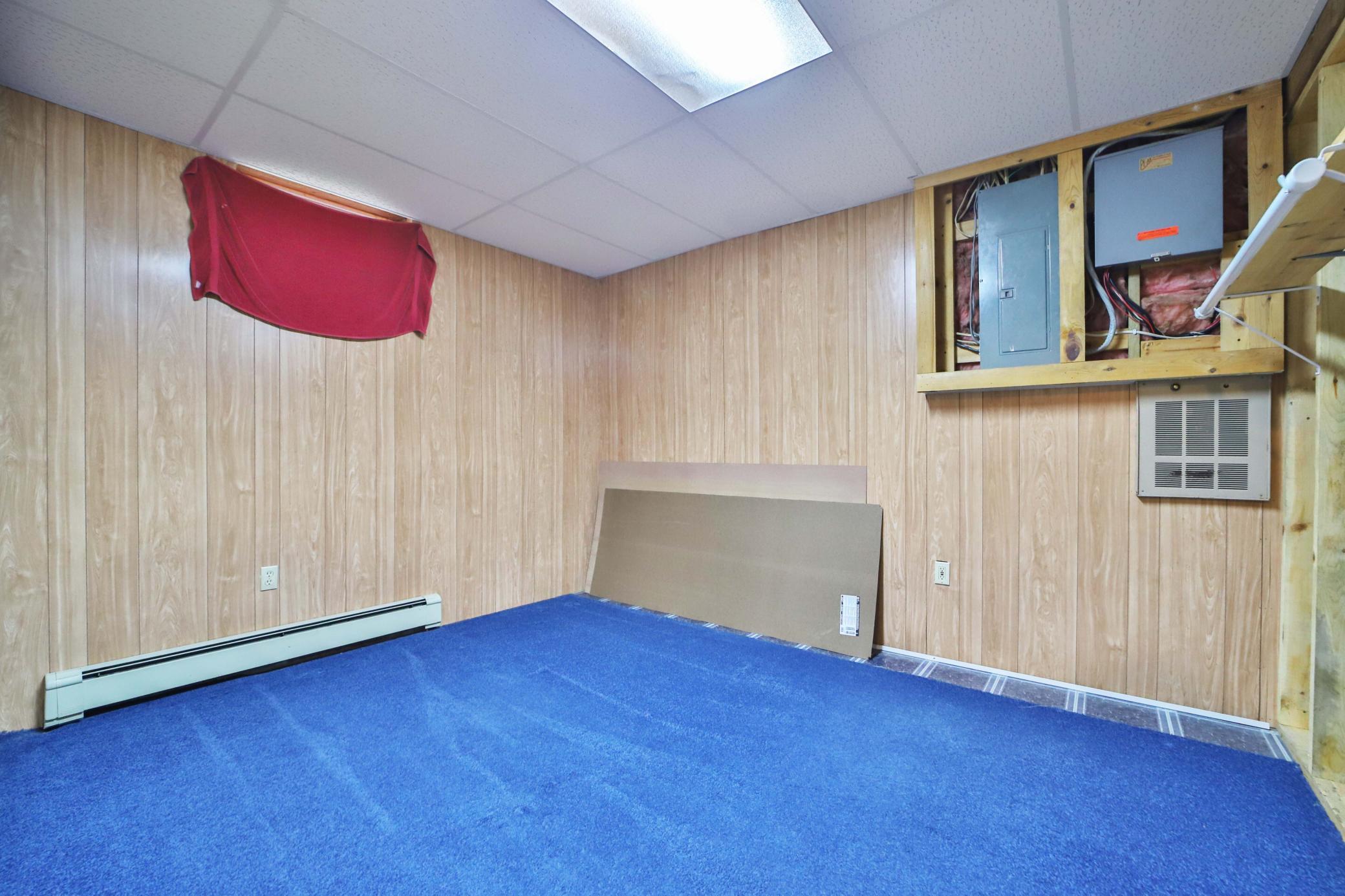 main property photo 32