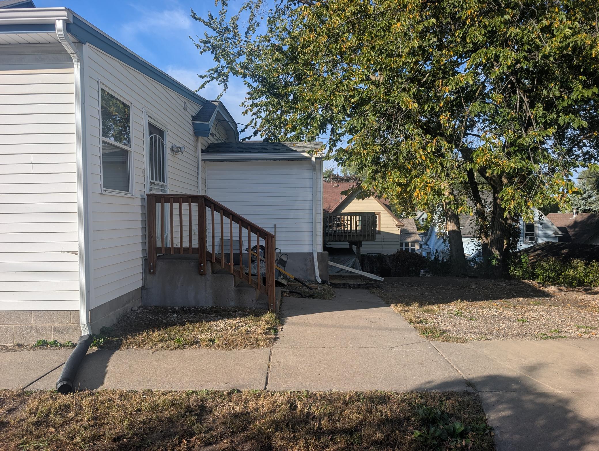 main property photo 5
