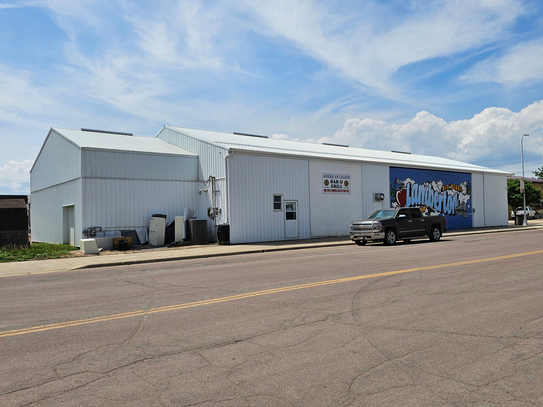 main property photo 23
