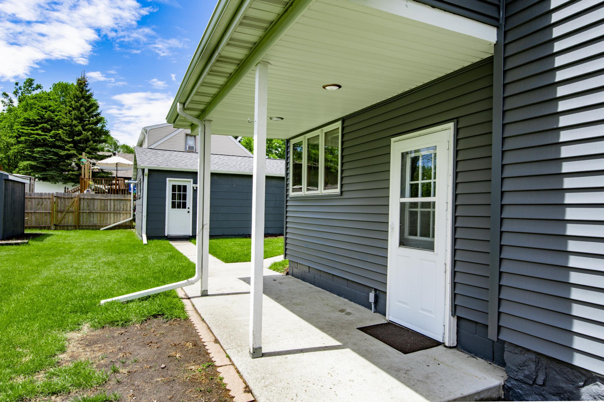 main property photo 15