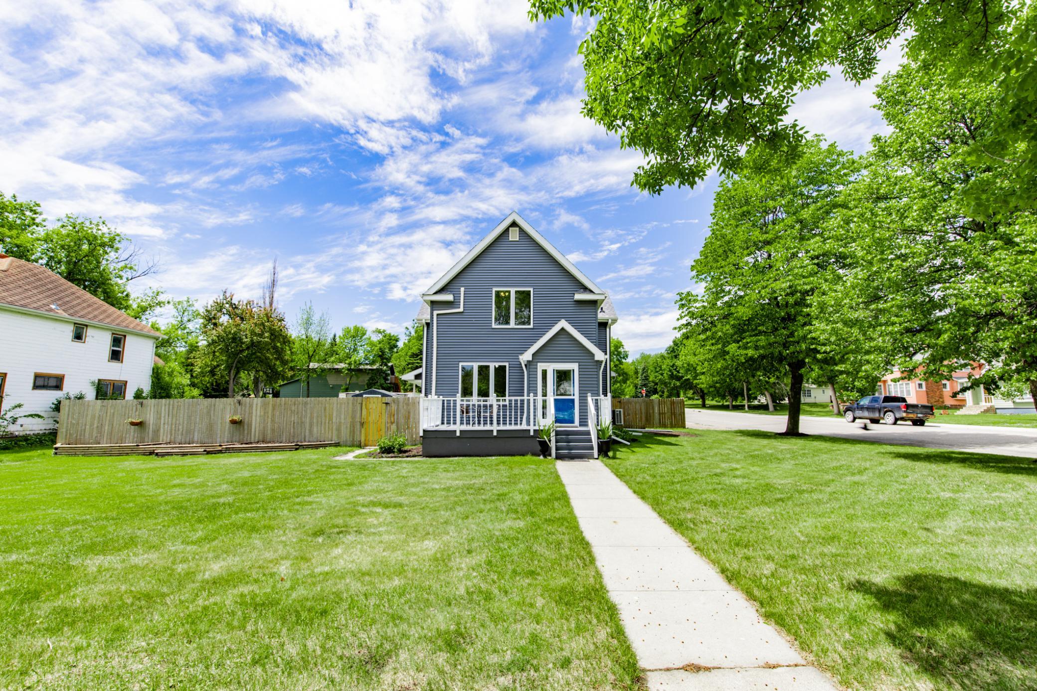 main property photo 4