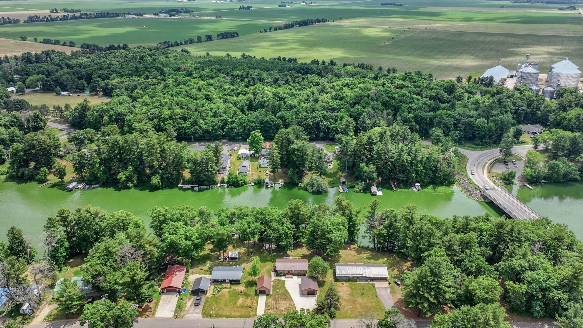 main property photo 4