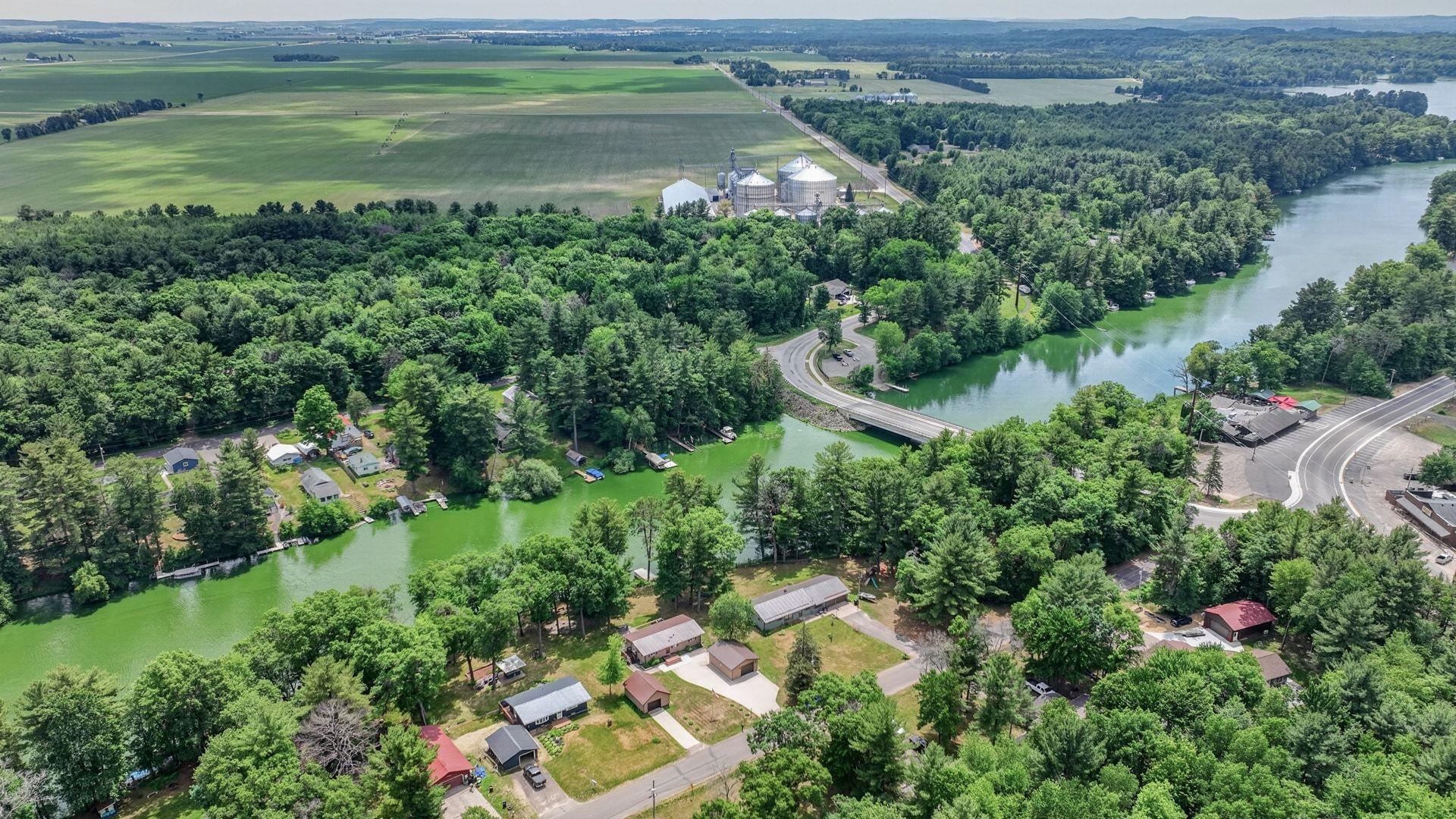 main property photo 5