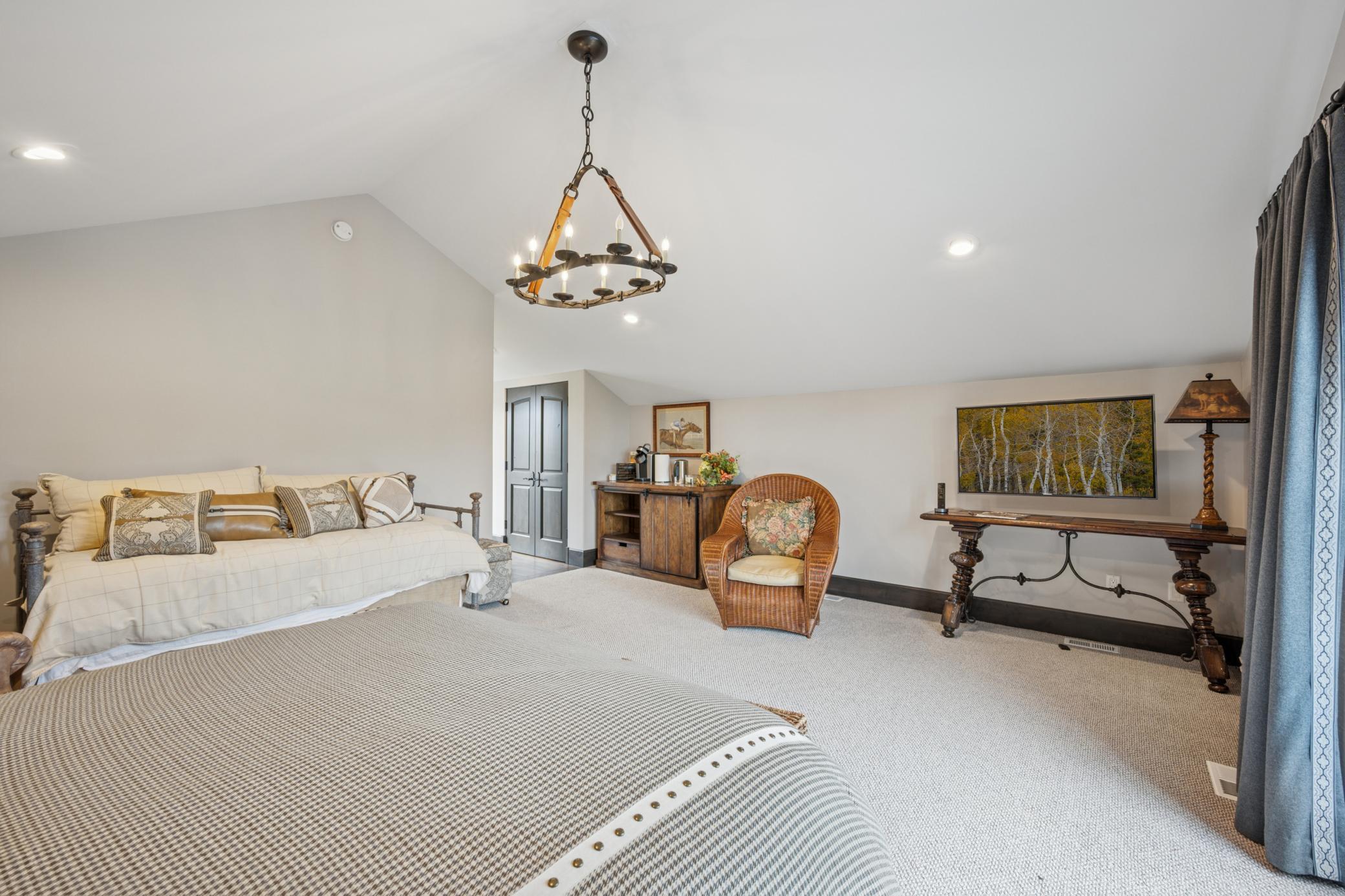 main property photo 70