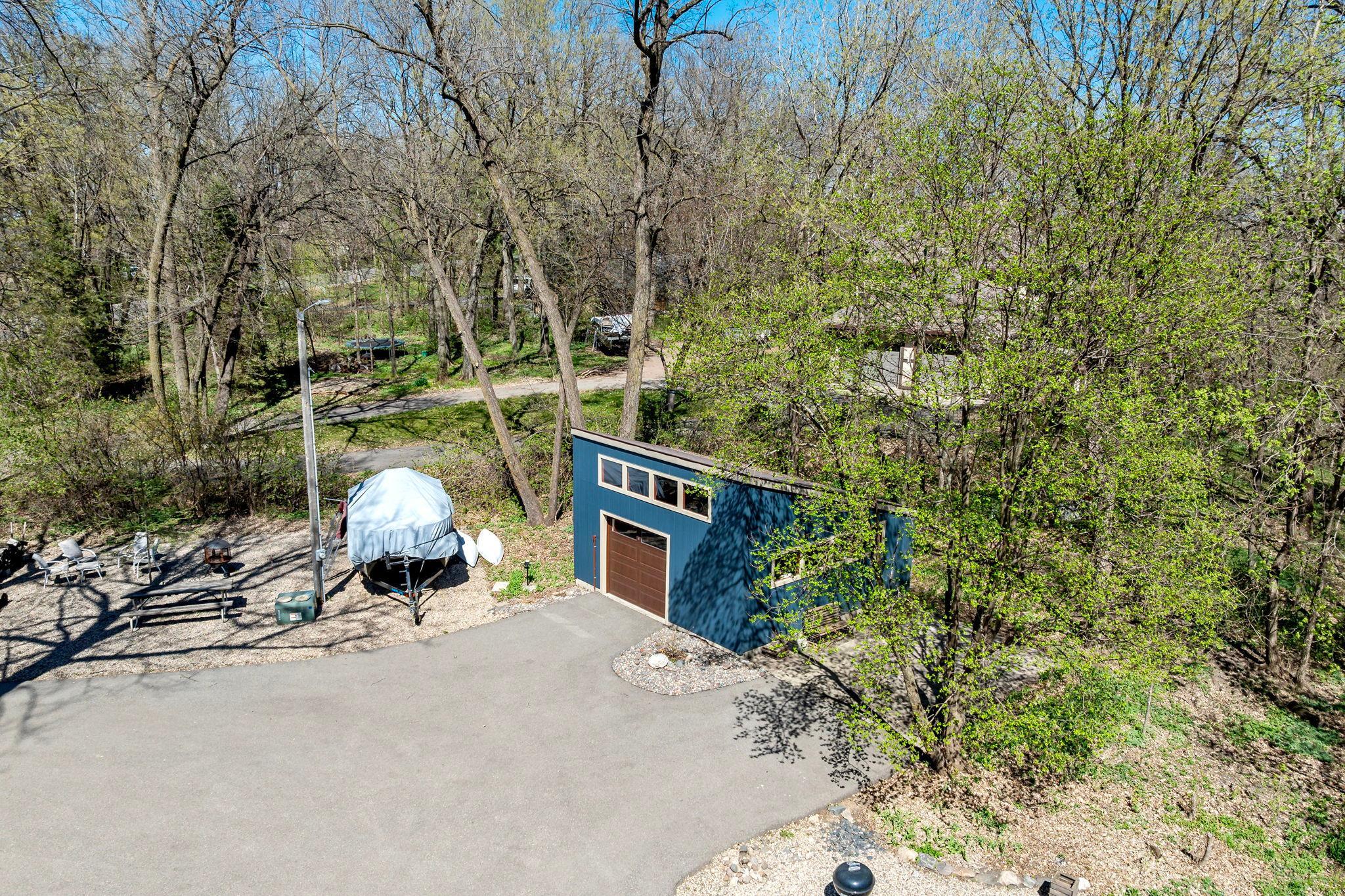 main property photo 76