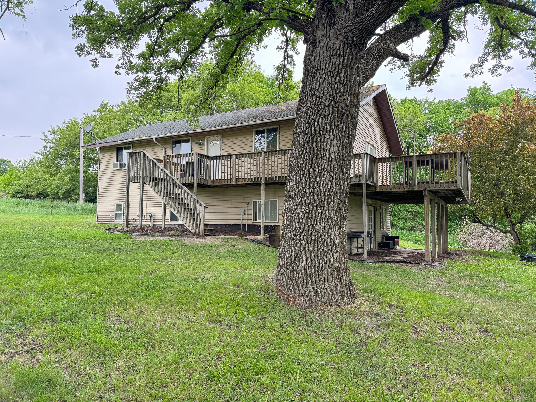 main property photo 30