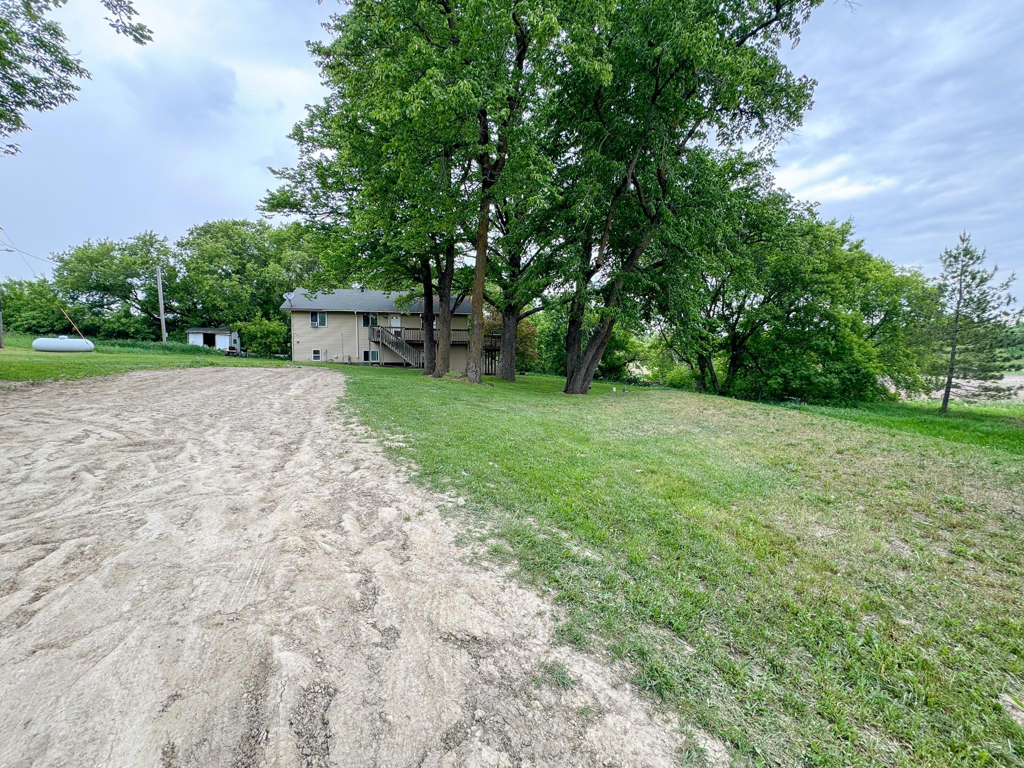 main property photo 35
