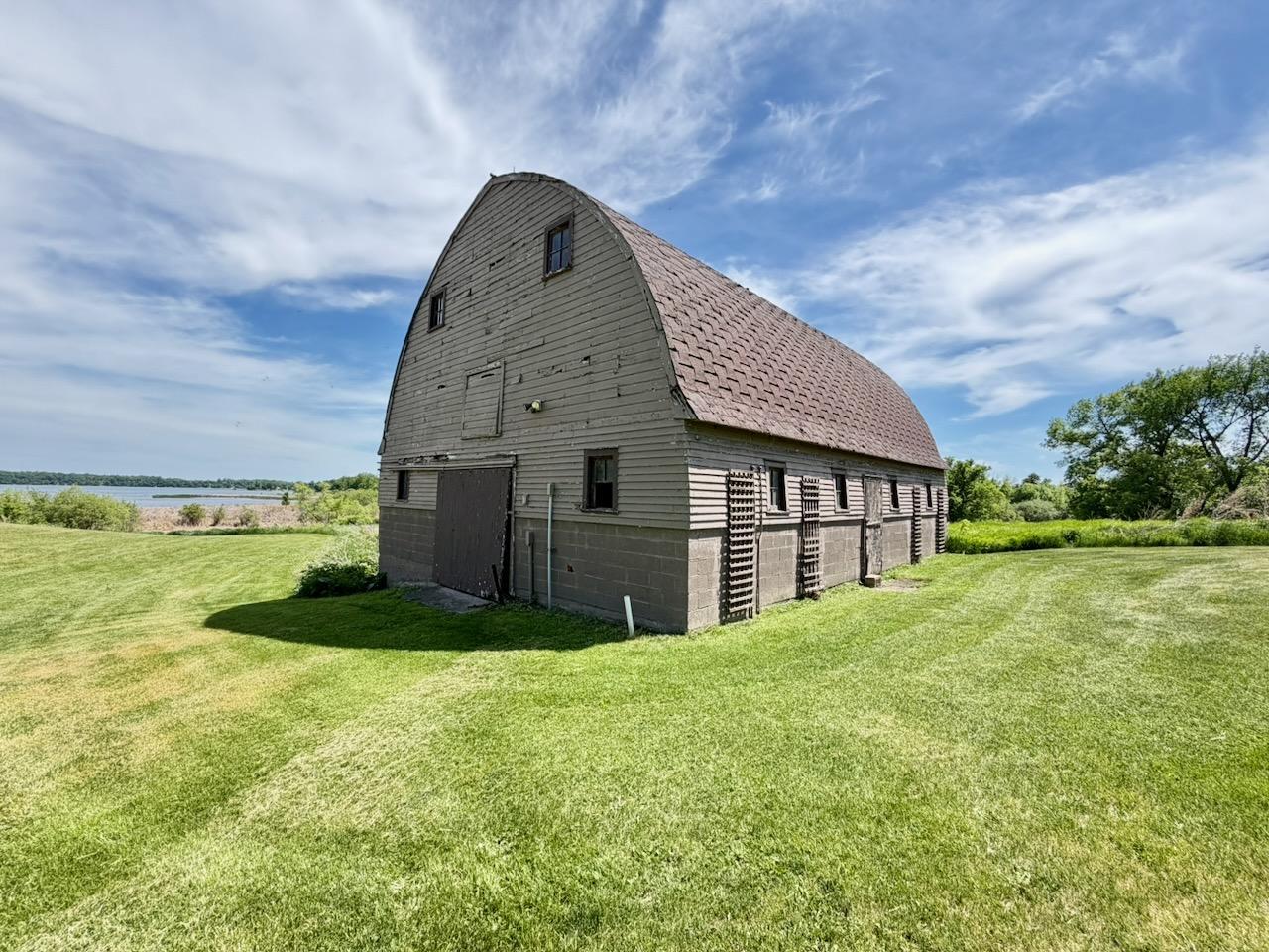main property photo 79