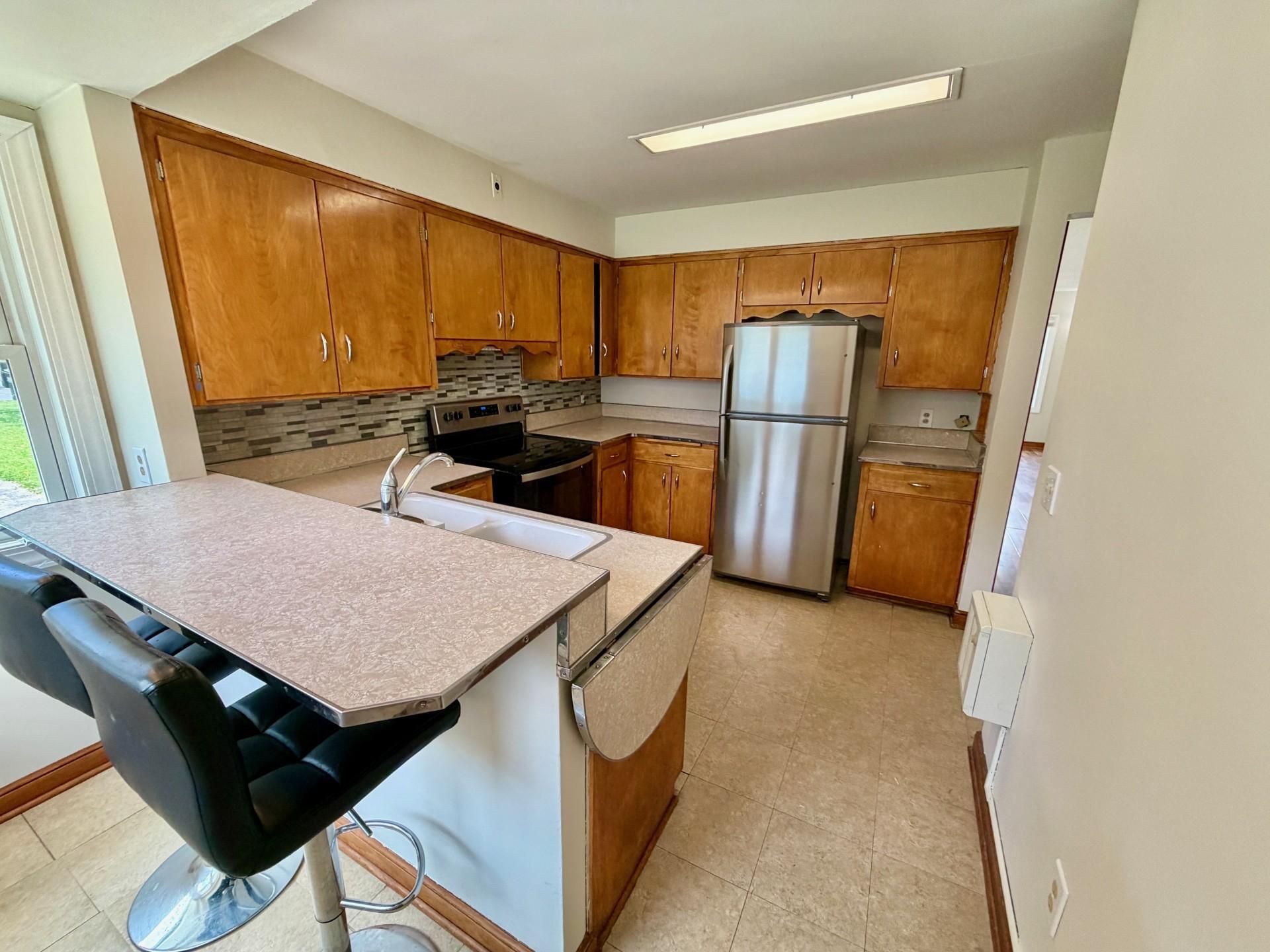 main property photo 6