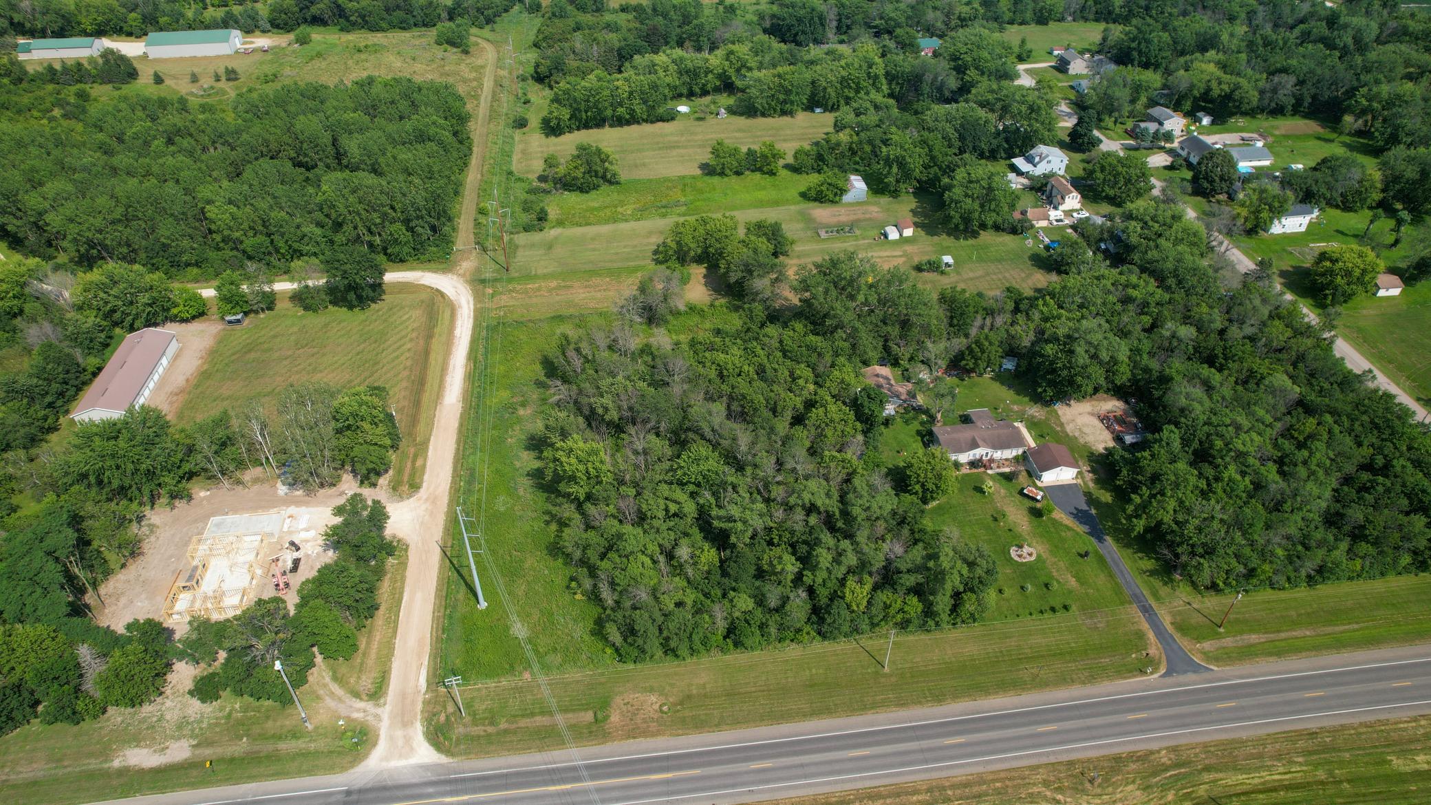 main property photo 3