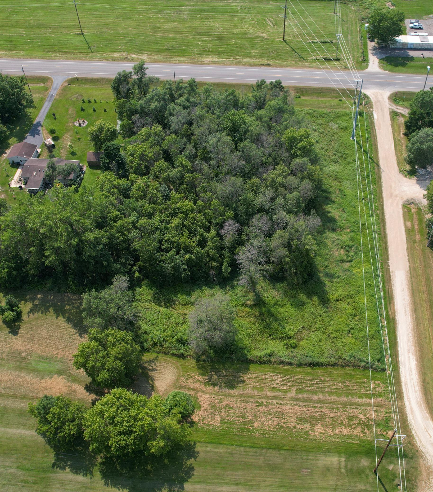 main property photo 6