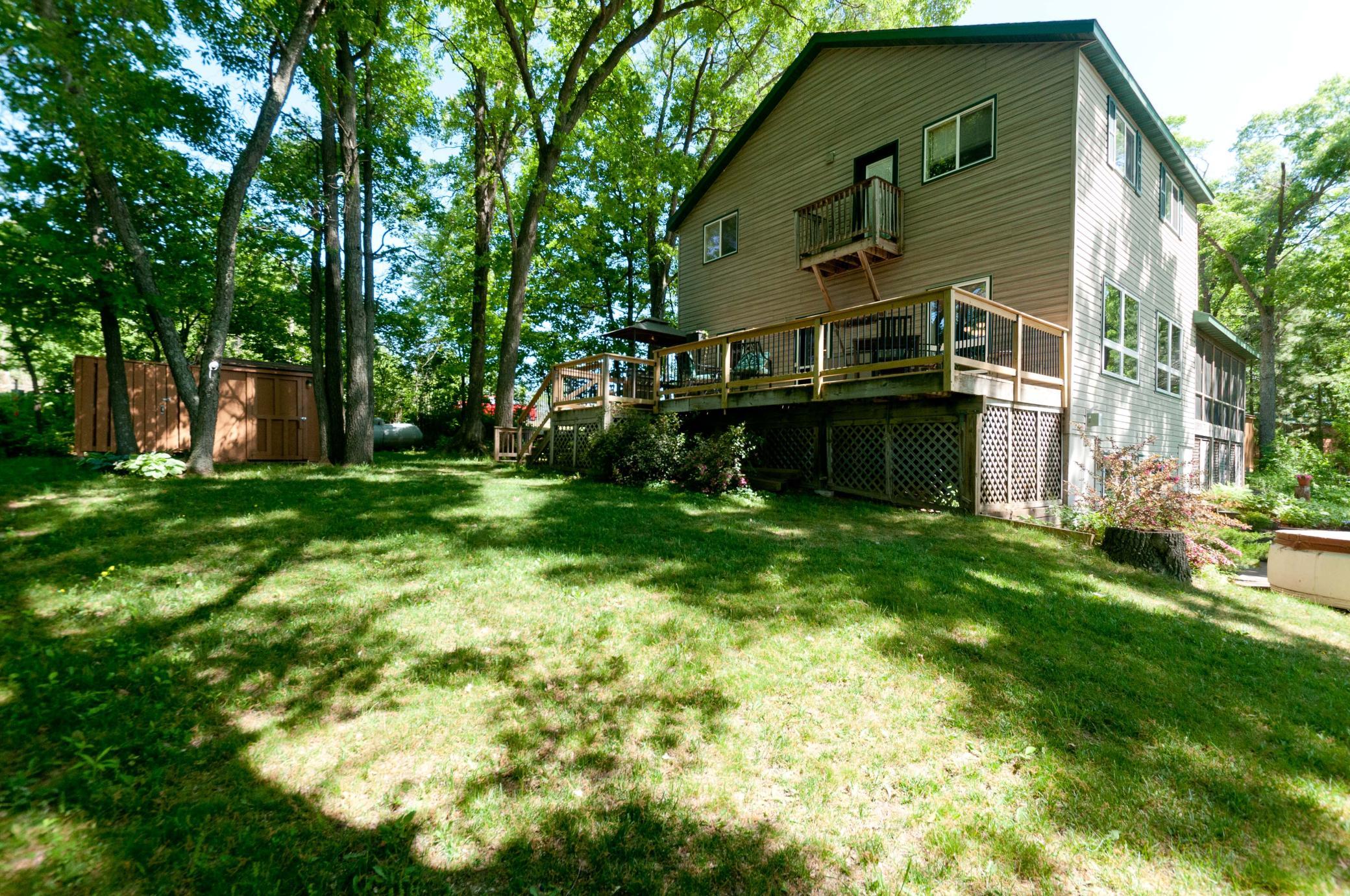 main property photo 11