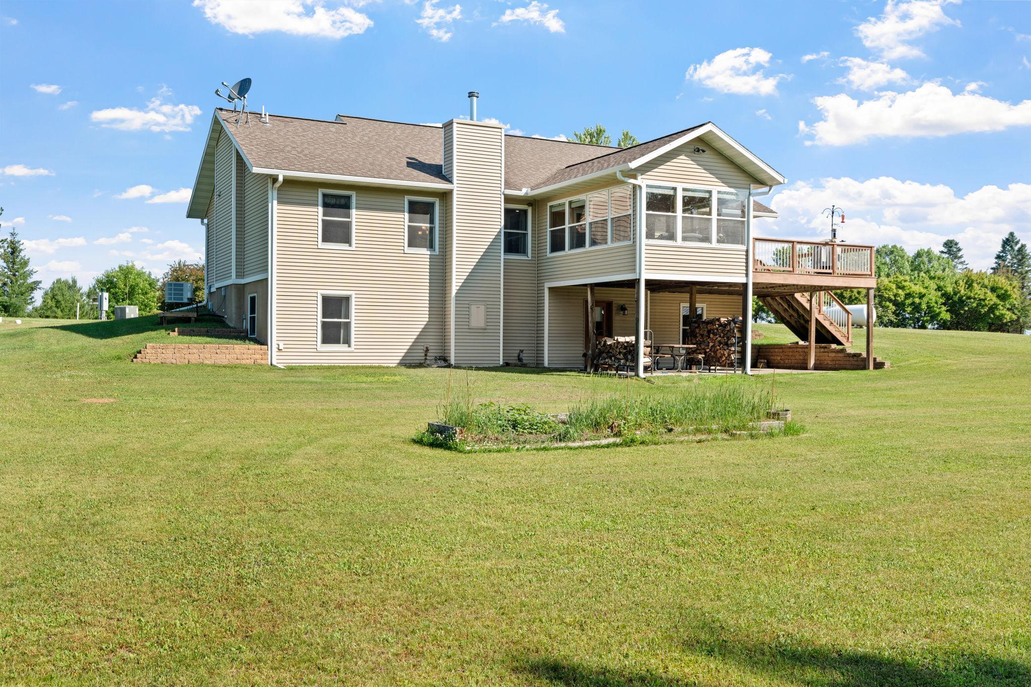 main property photo 29