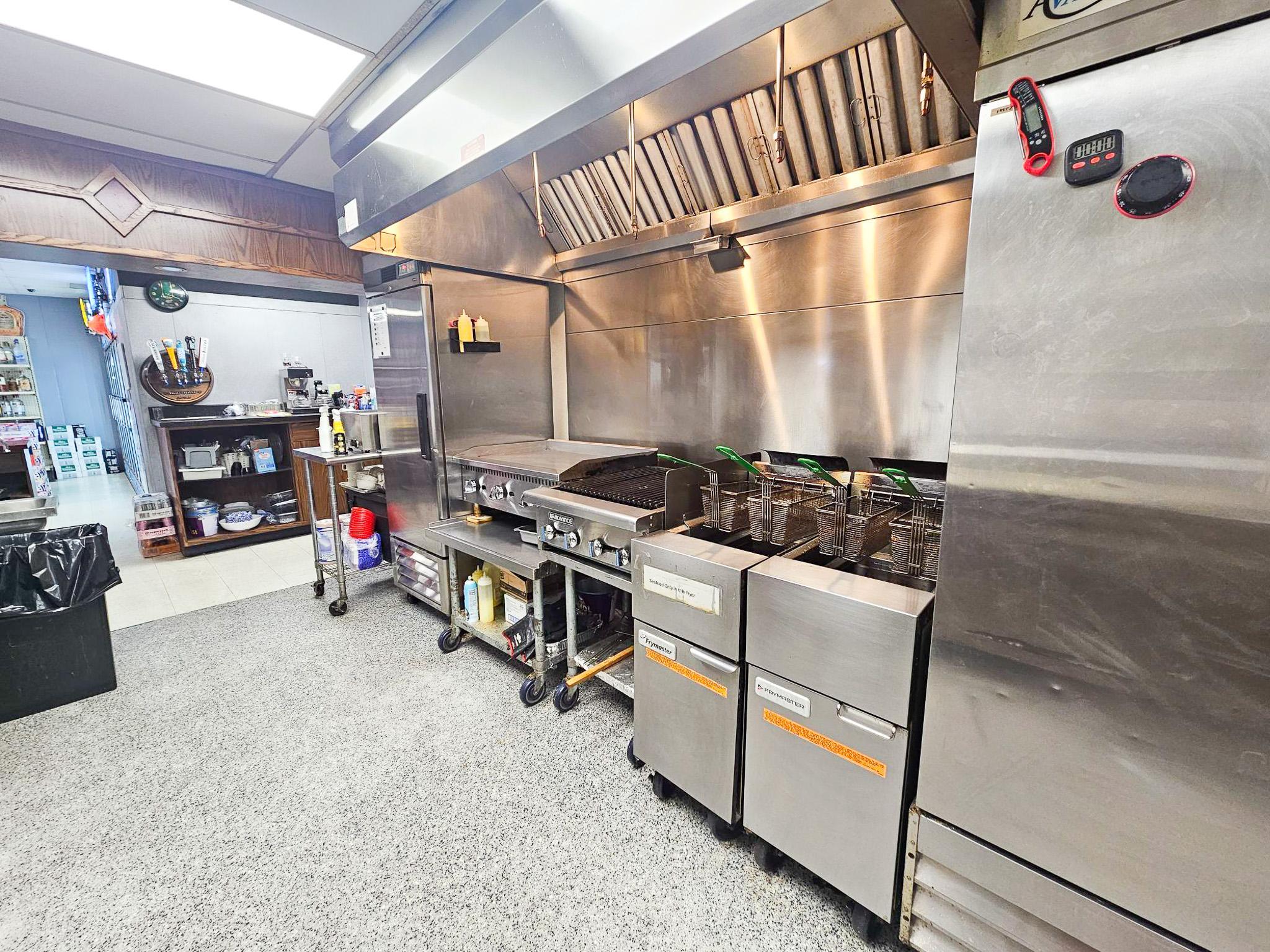 main property photo 15