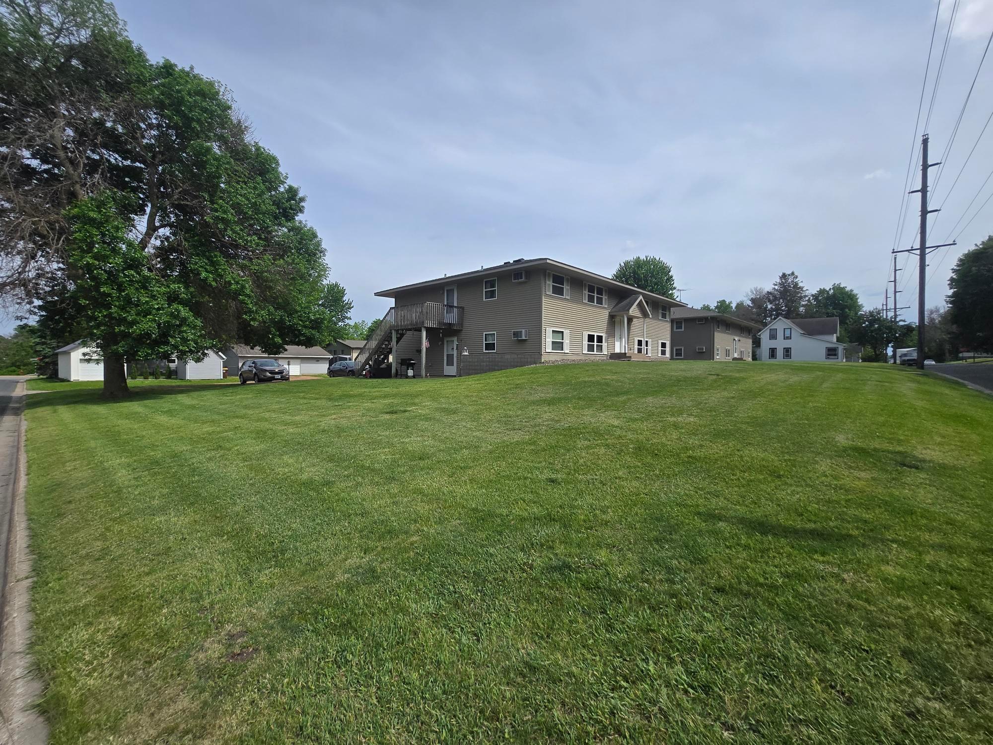 main property photo 5