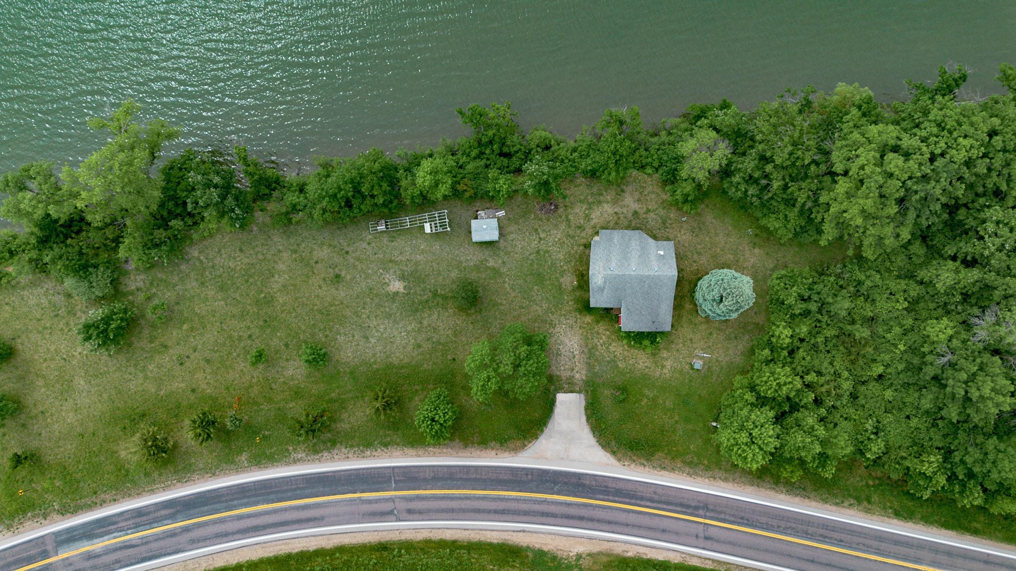 main property photo 16