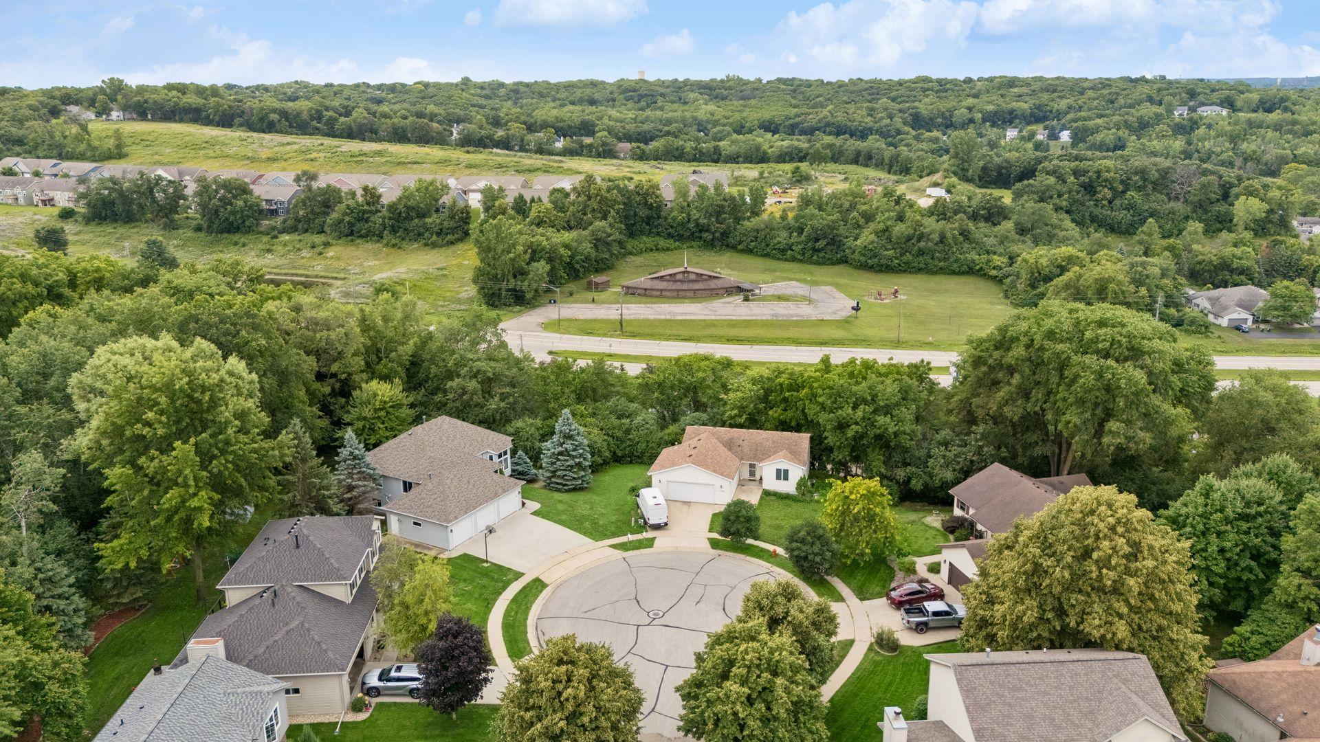 main property photo 41
