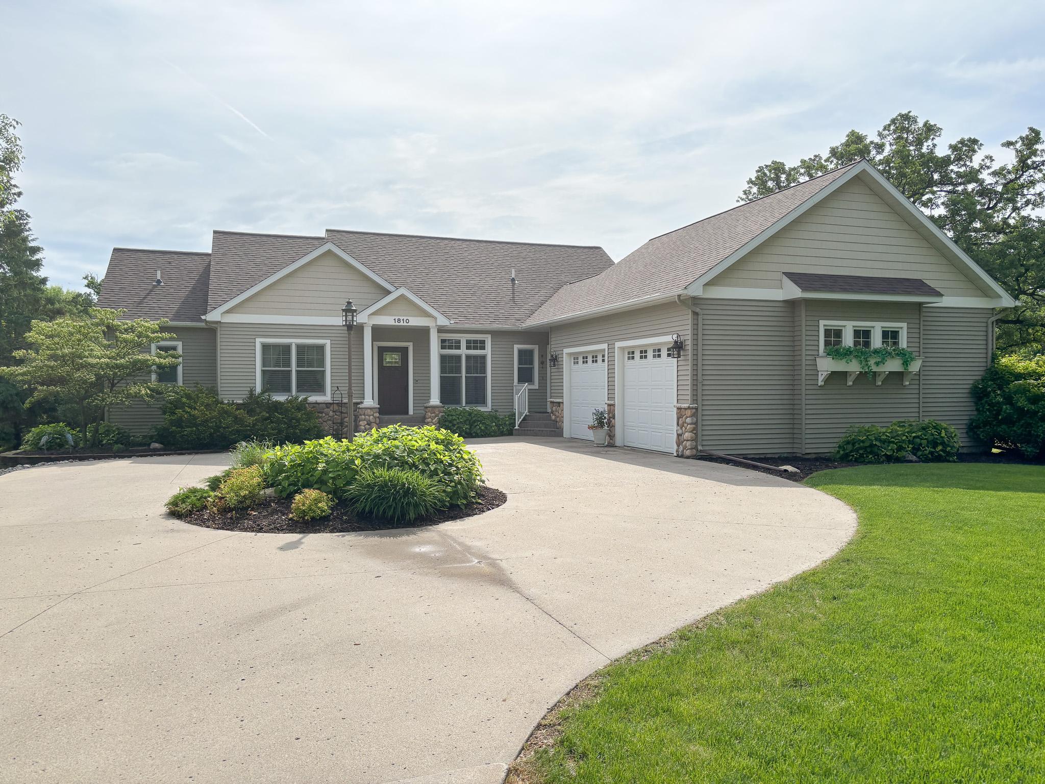 main property photo 50
