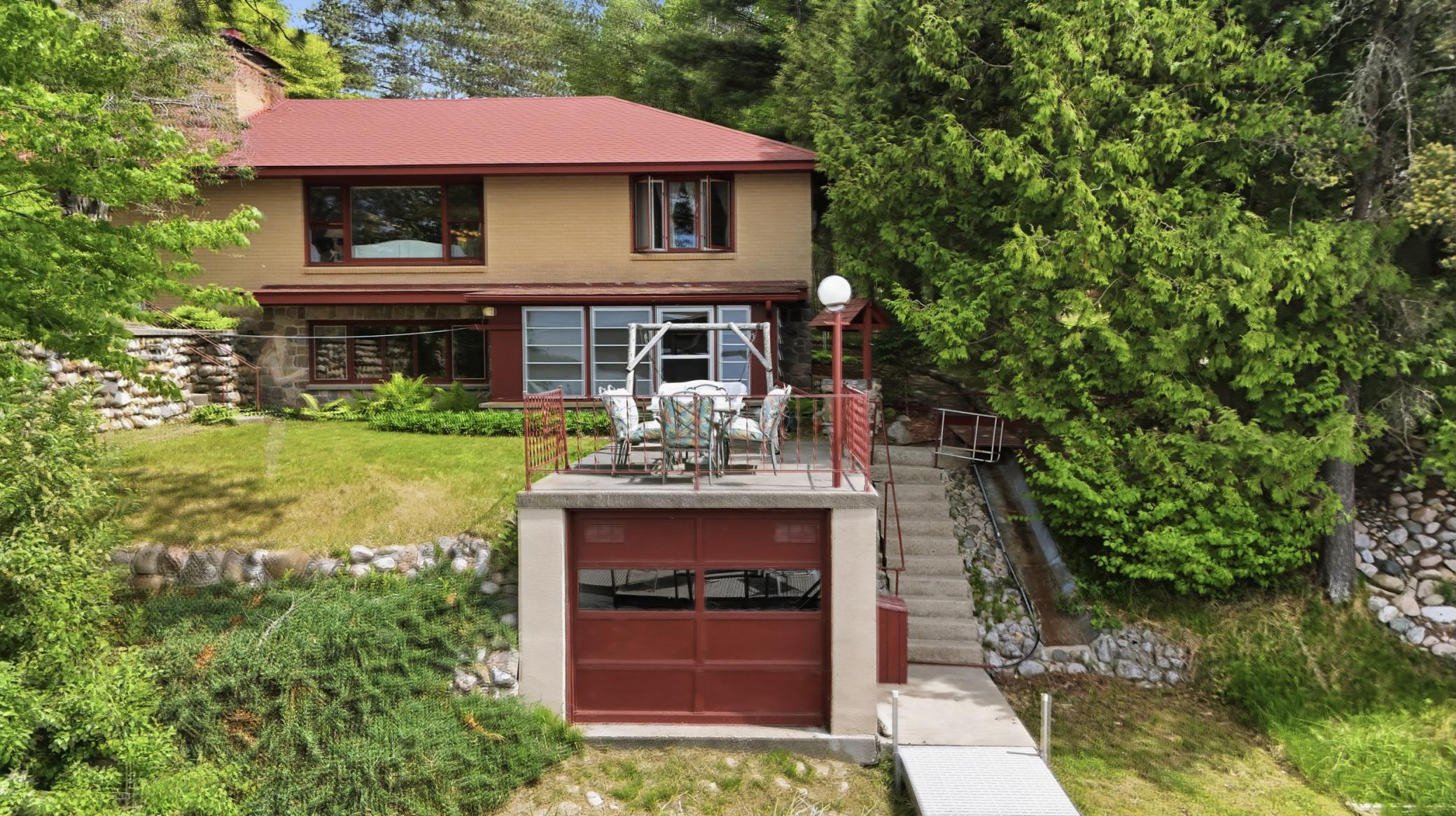 main property photo 35
