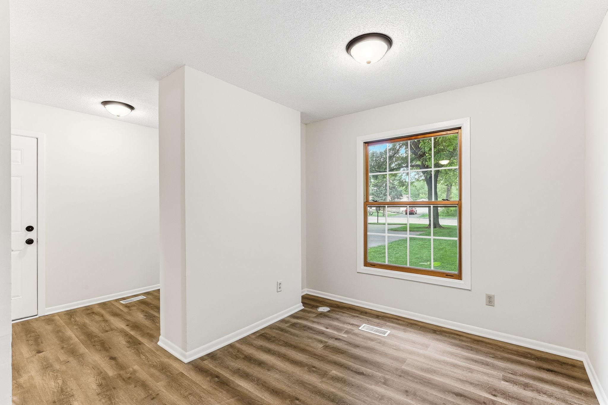 property viewer photo 11